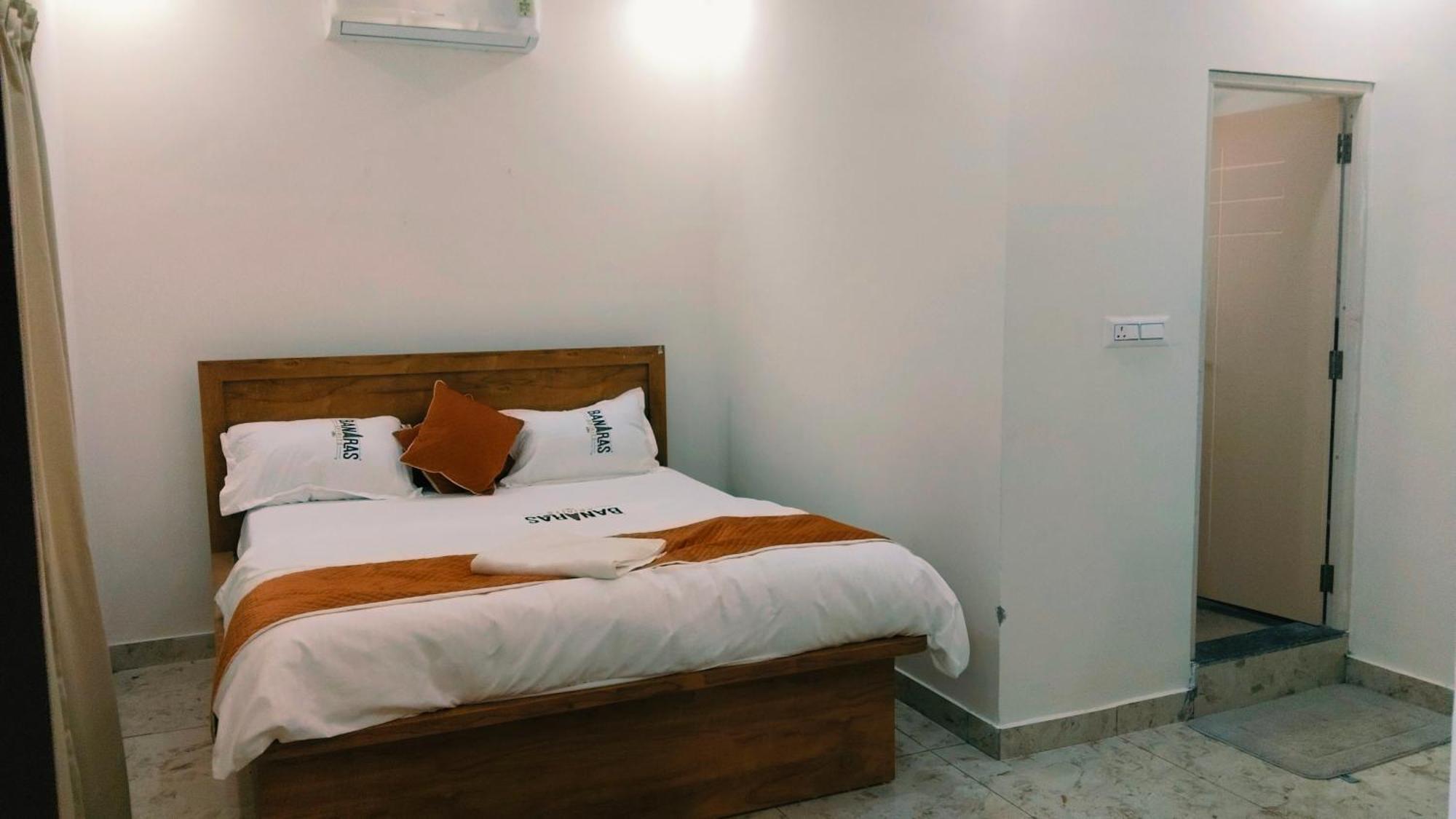 Banaras Spirits 3*