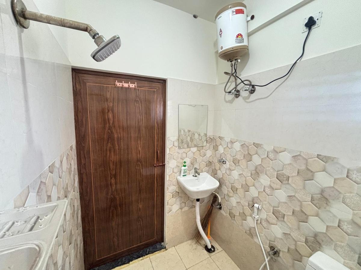 Cozy 1 Bhk Near Kadugodi Metro Apartment *