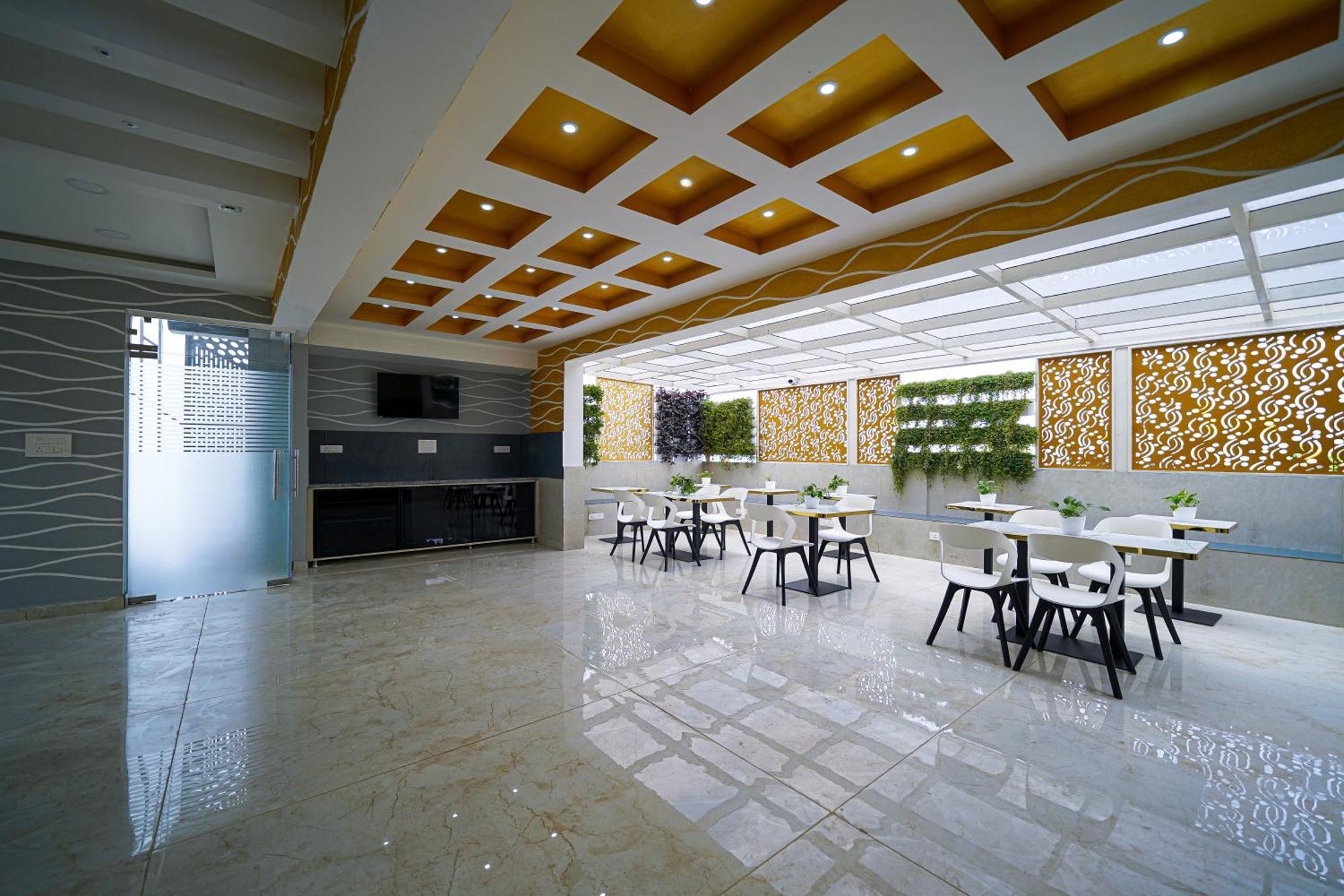Open By Olive - Ejipura Hotel 3*
