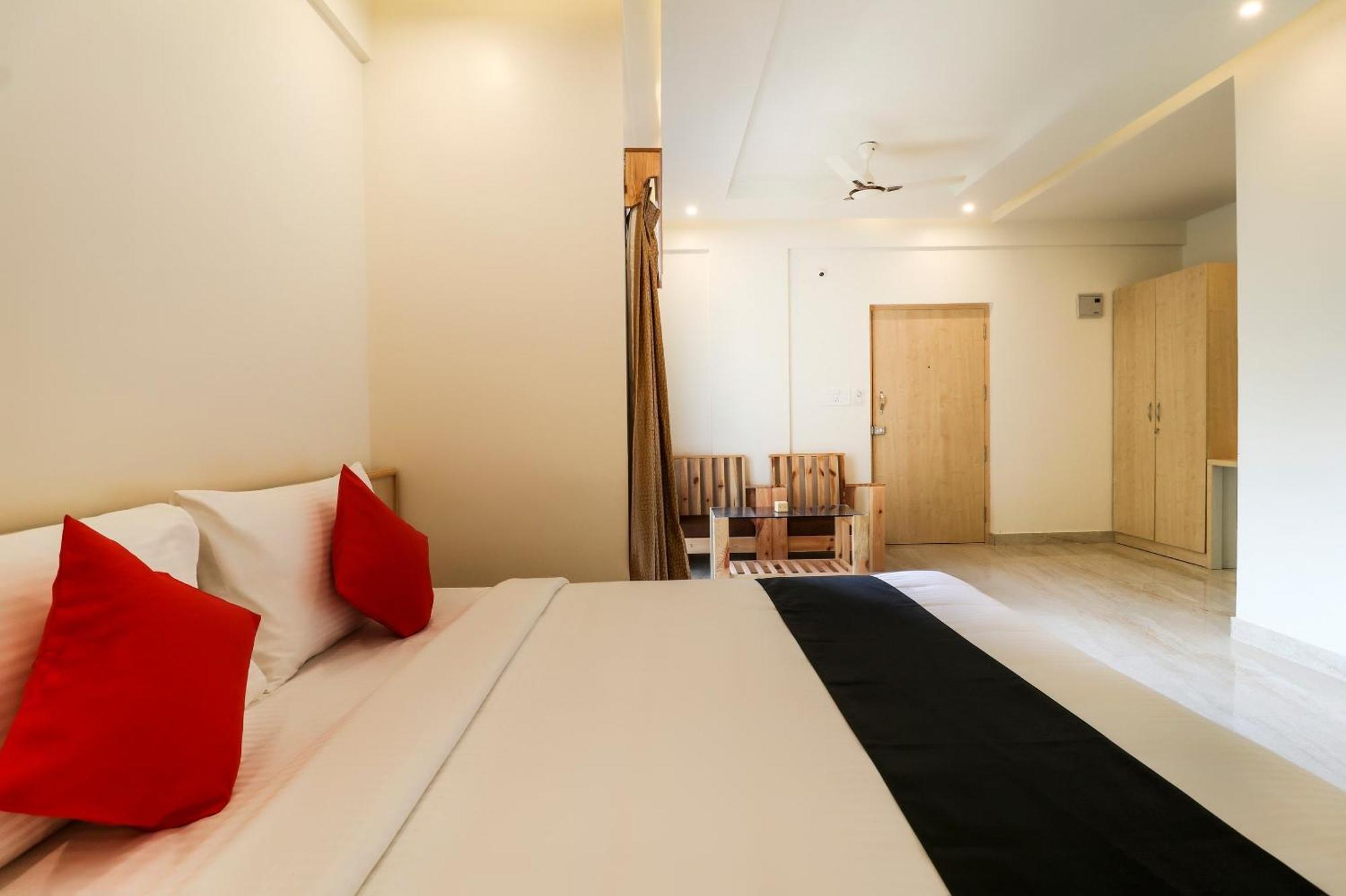 Collection O Prime Residency Hotel
