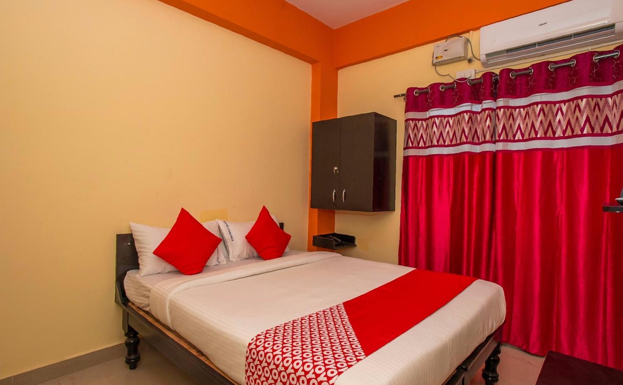 Hotel O Sri Hari Premium Comforts Near Sandhya Digital K Theatre Bangalore