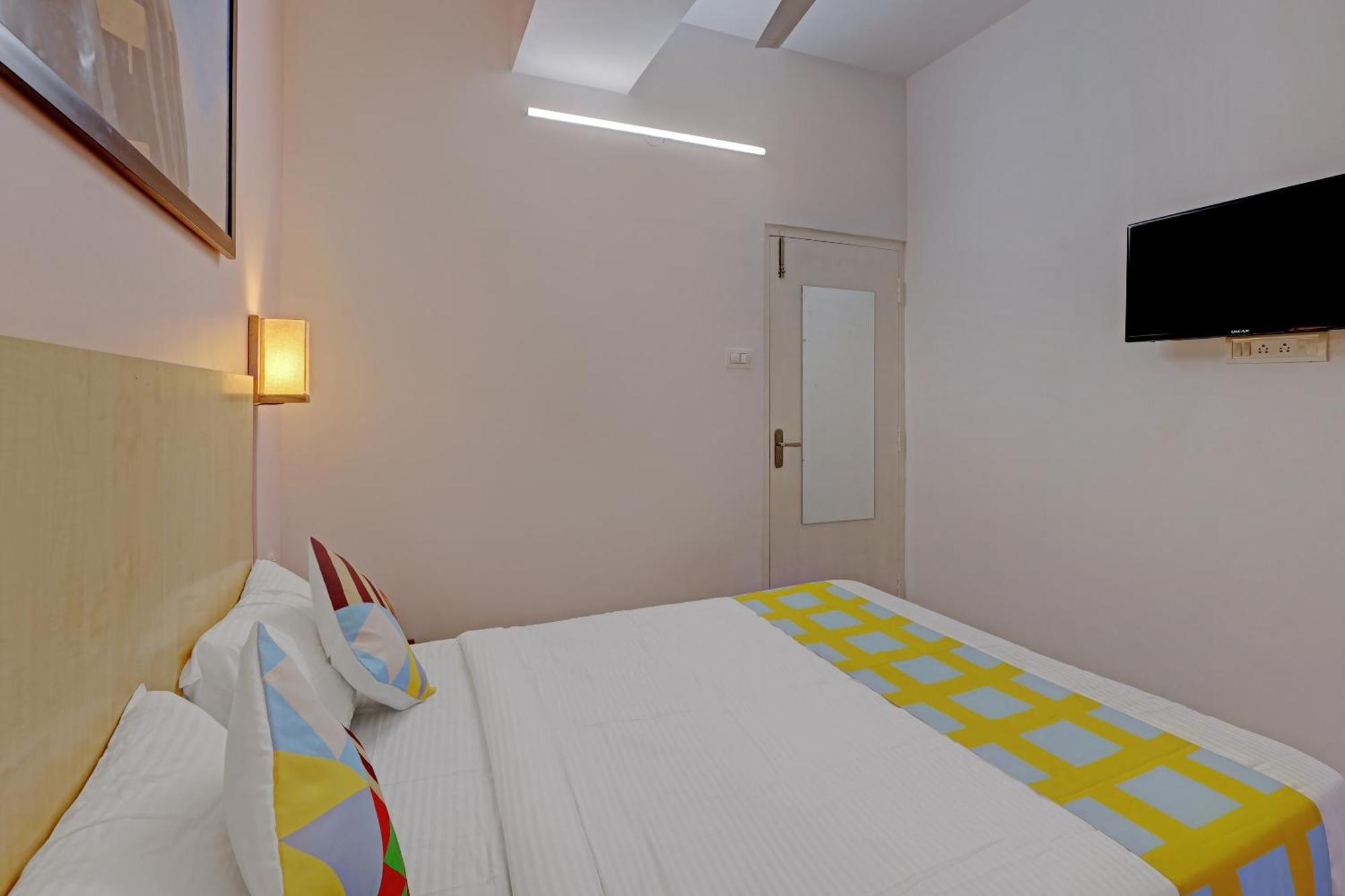 Guest house O Compact Kr Puram Near Phoenix Marketcity Bangalore