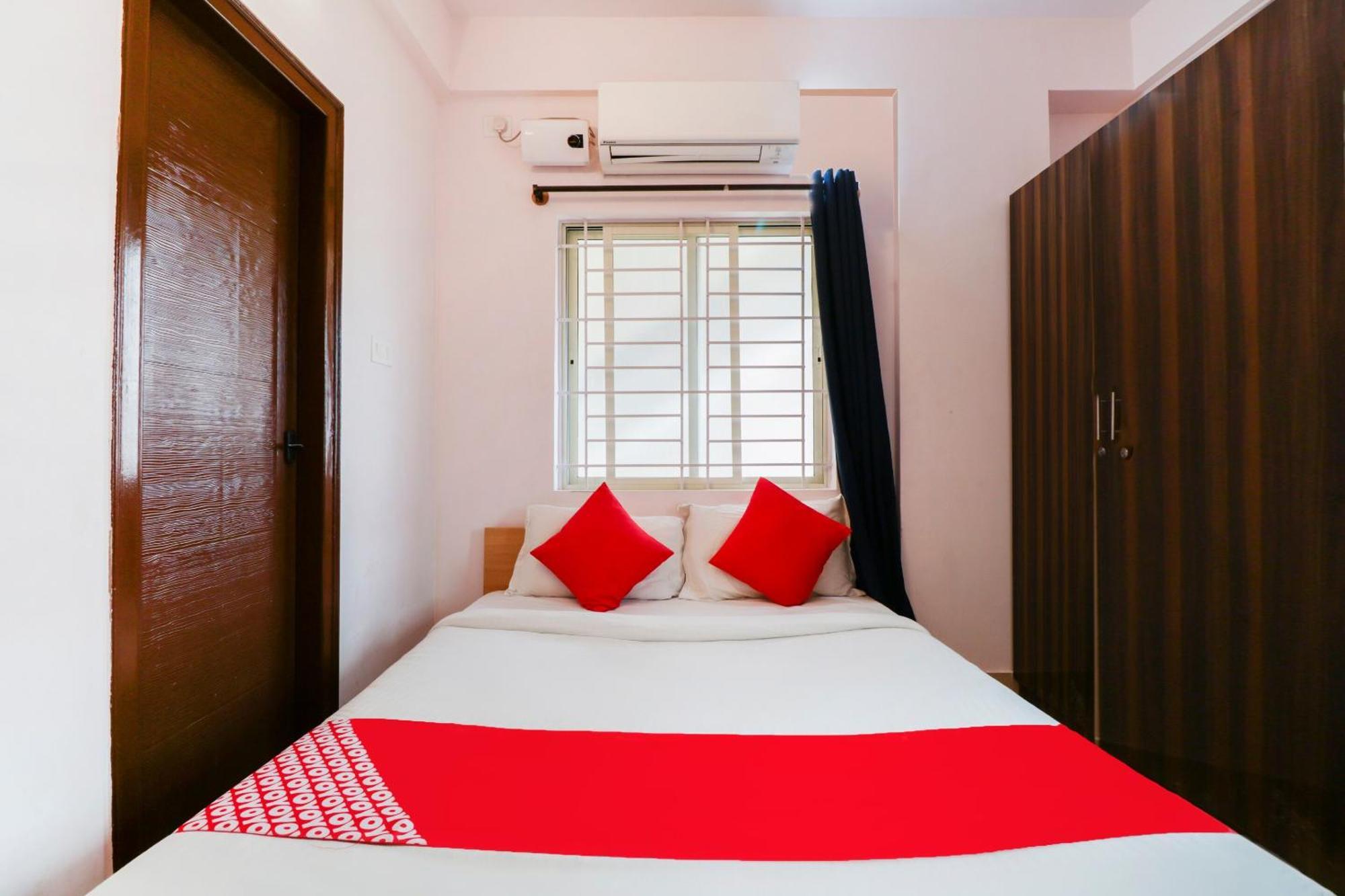 Hotel O Pallavi Nilayam