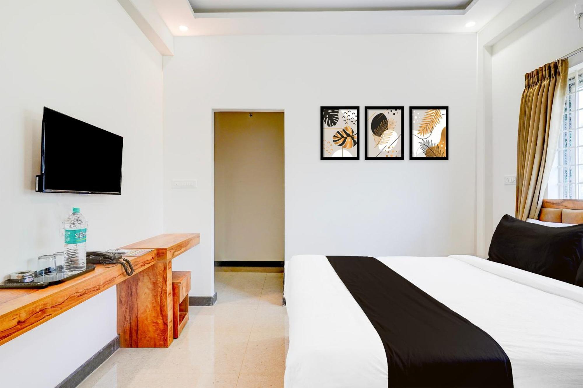 O Trishika Luxury 3*