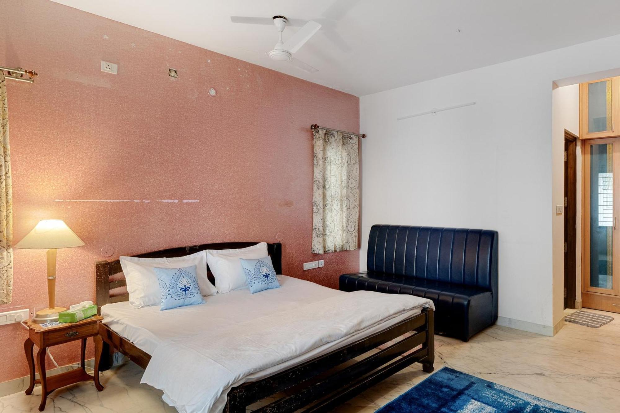 Villa Lagoon Luxe Pool Bangalore