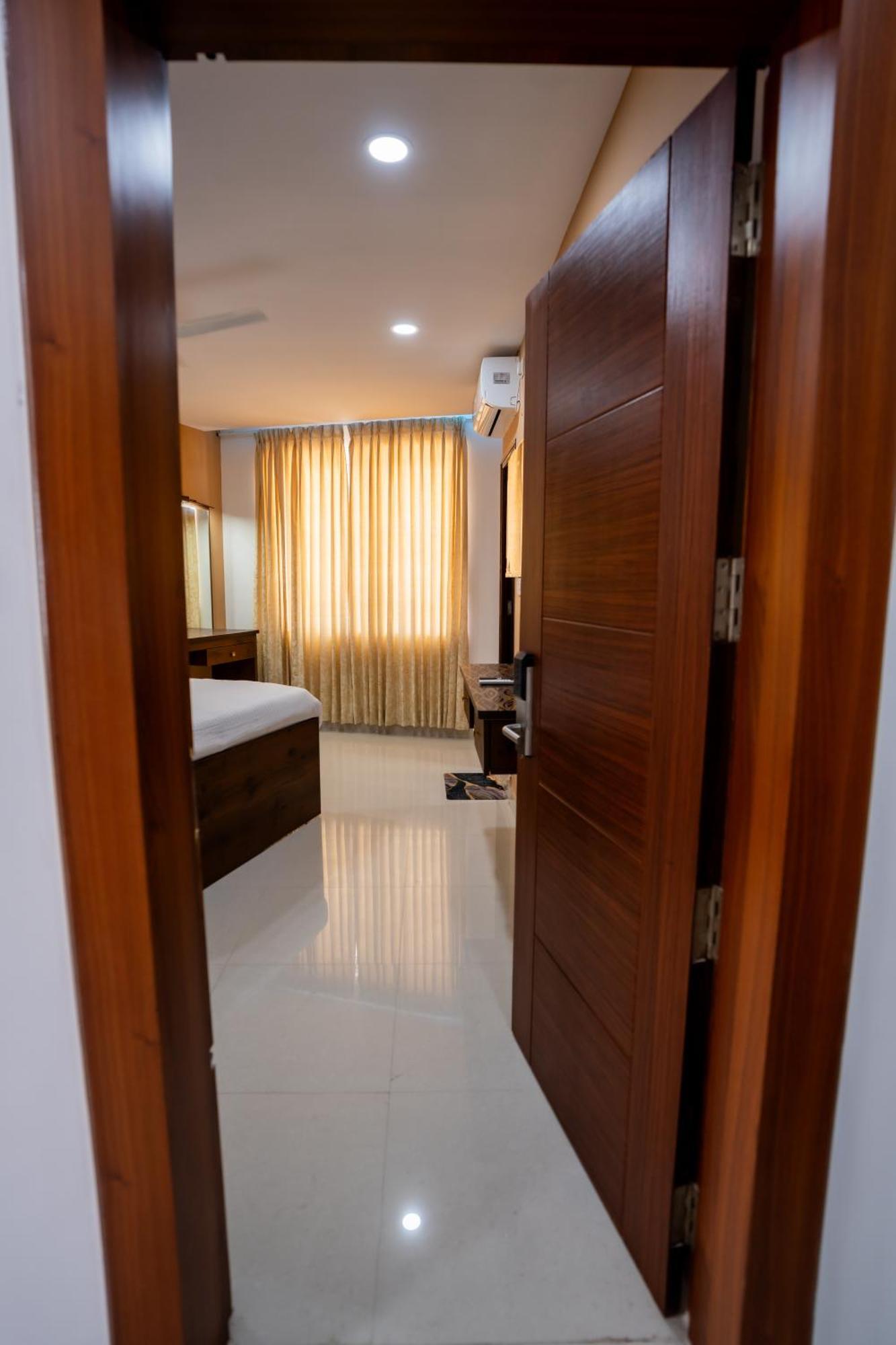 Hotel Ishwerya Oasis- A Unit By Tranquil Homes 4*