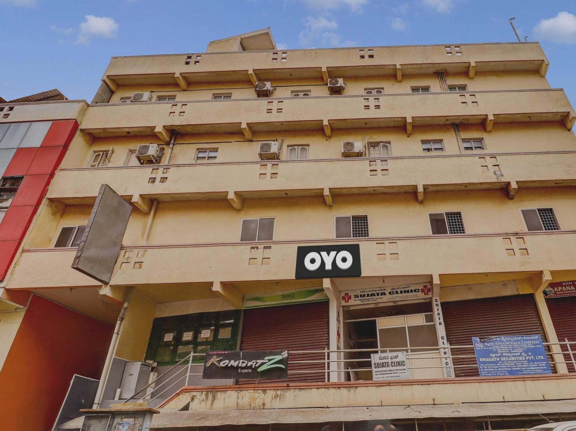 Hotel O Royal 3*