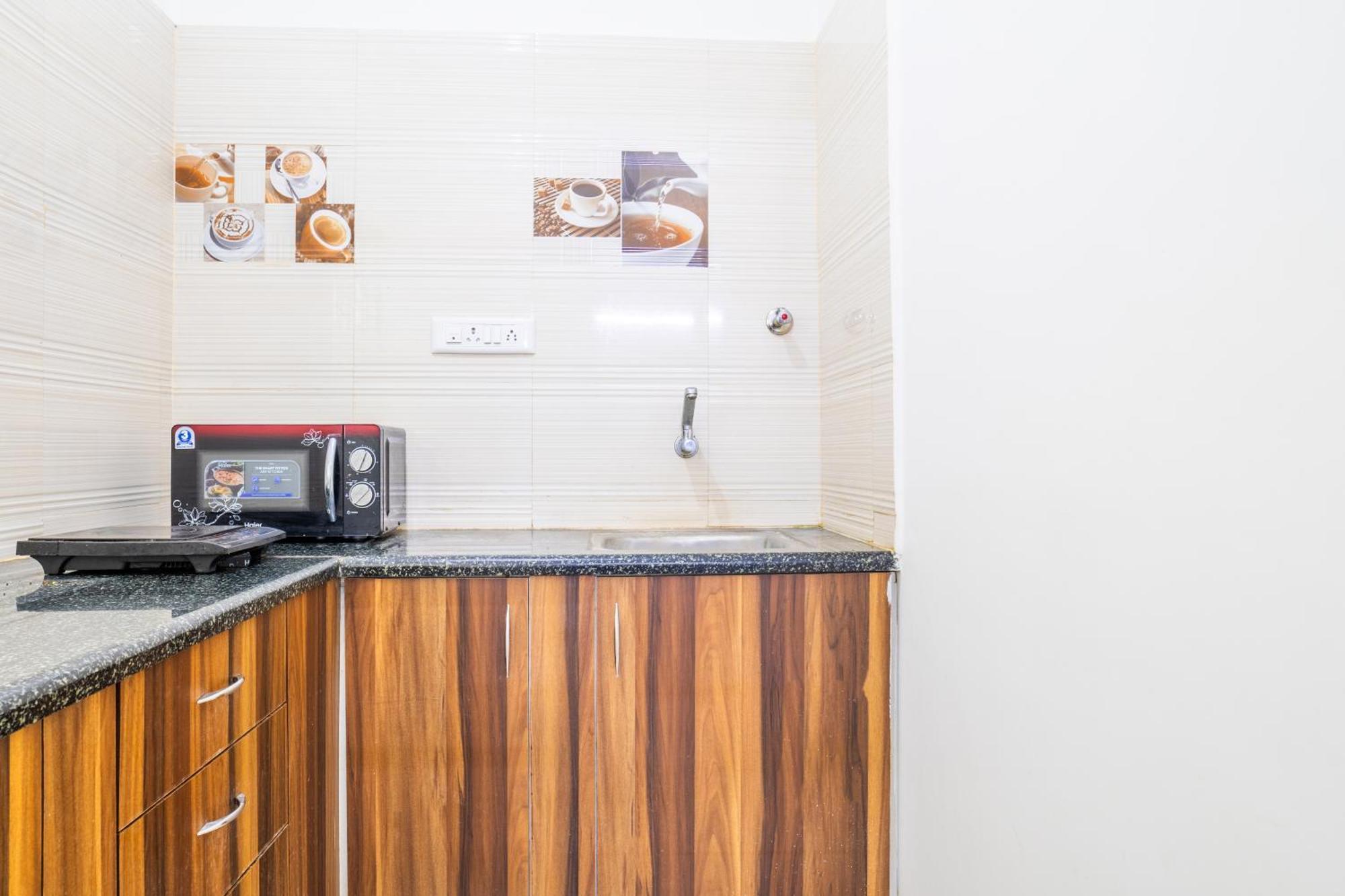 Housr Garrett Hebbal Near Manyata Tech Park Apartment