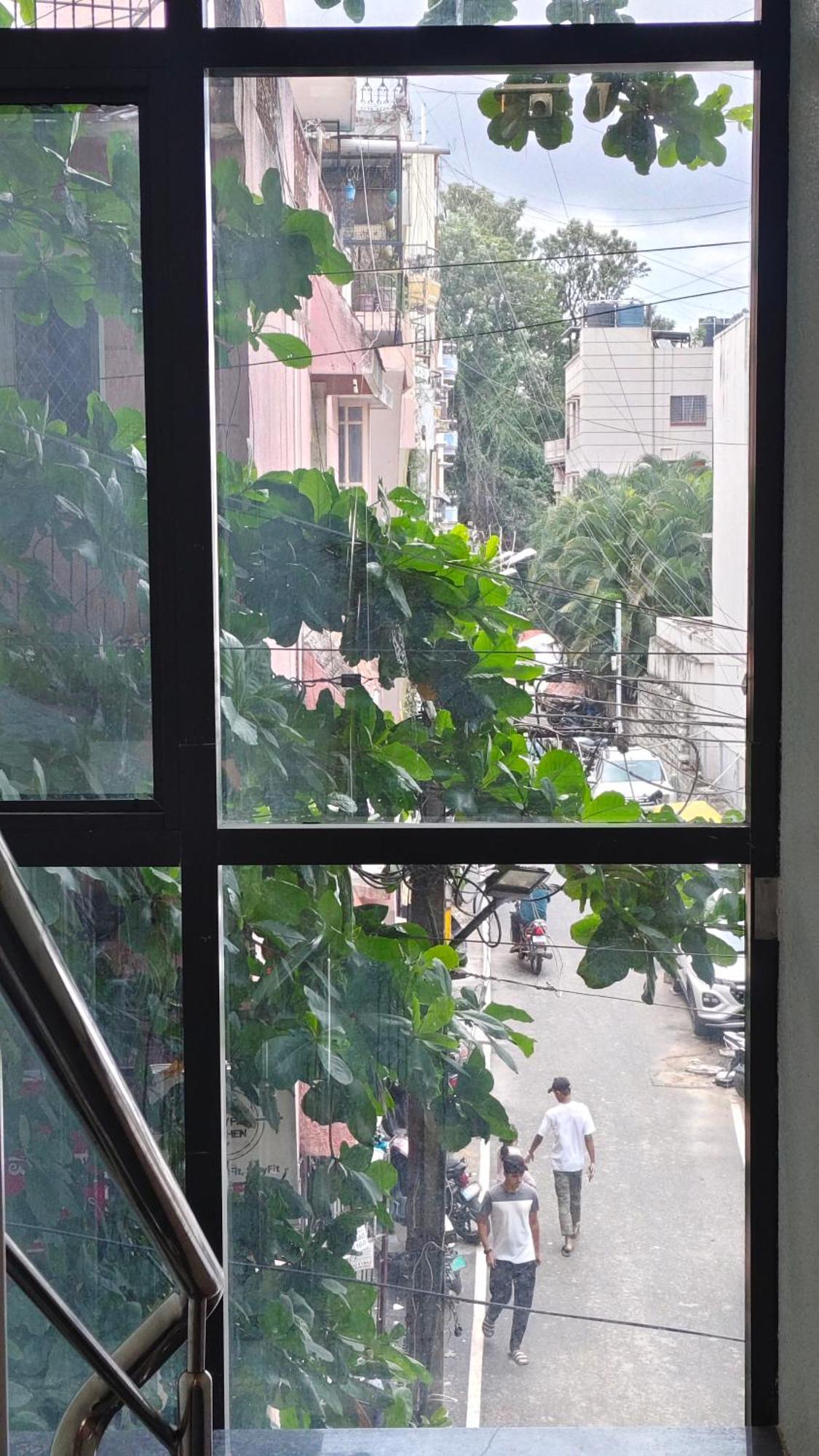 The Cave Urban Touch 1bhk Apartment
