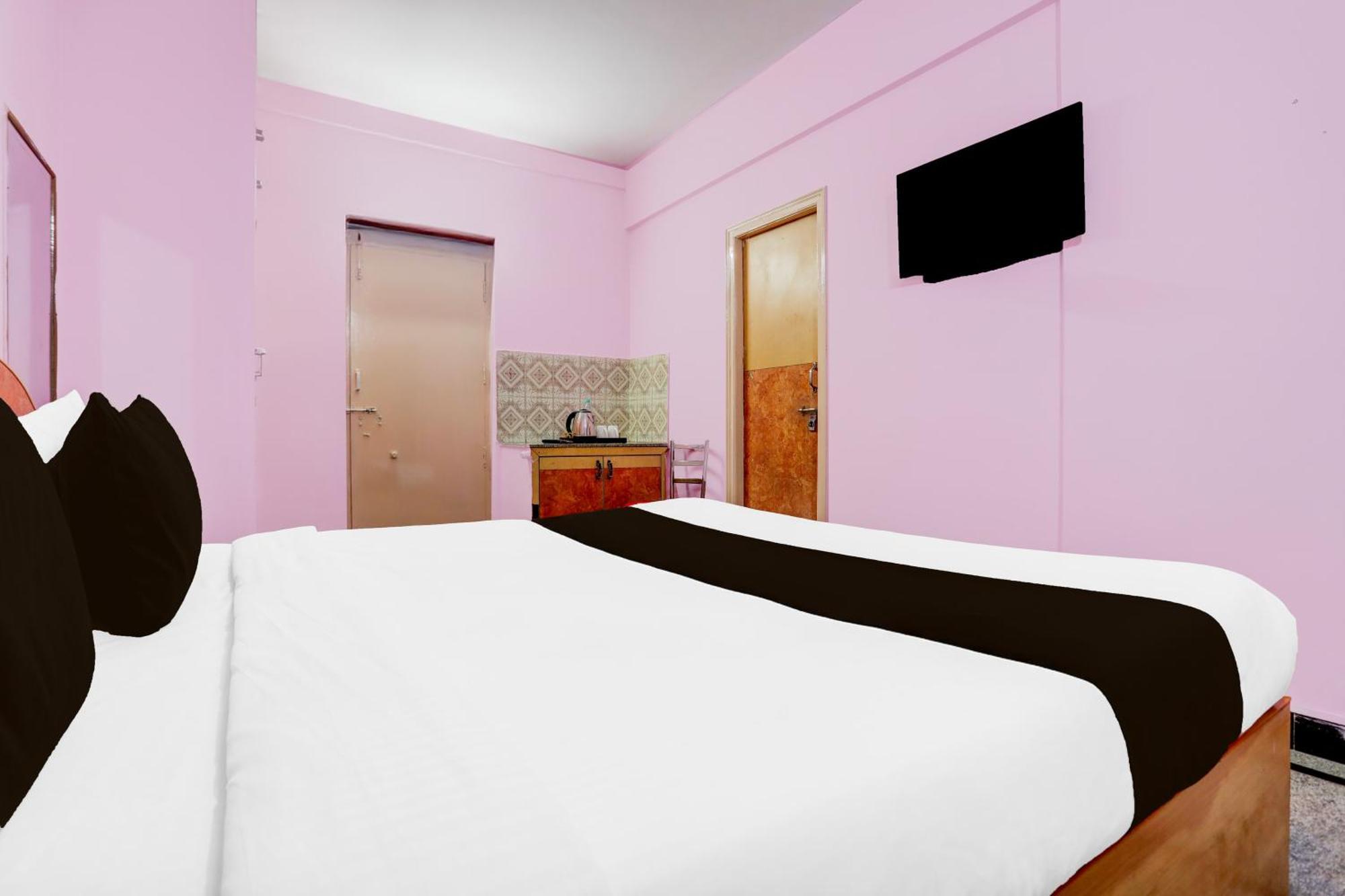 Hotel O Dev's Paradise Near Pes College 3*