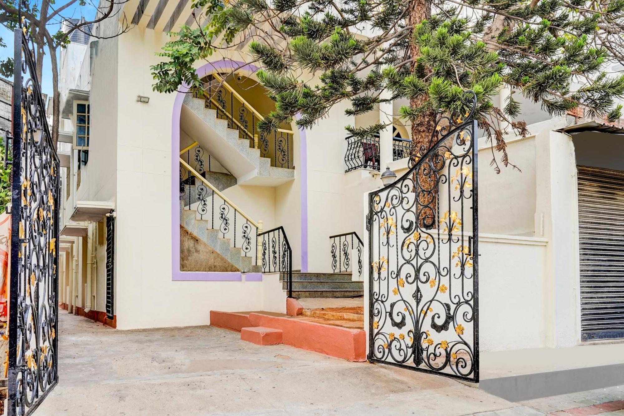 Hotel Spot On Heaven Residency