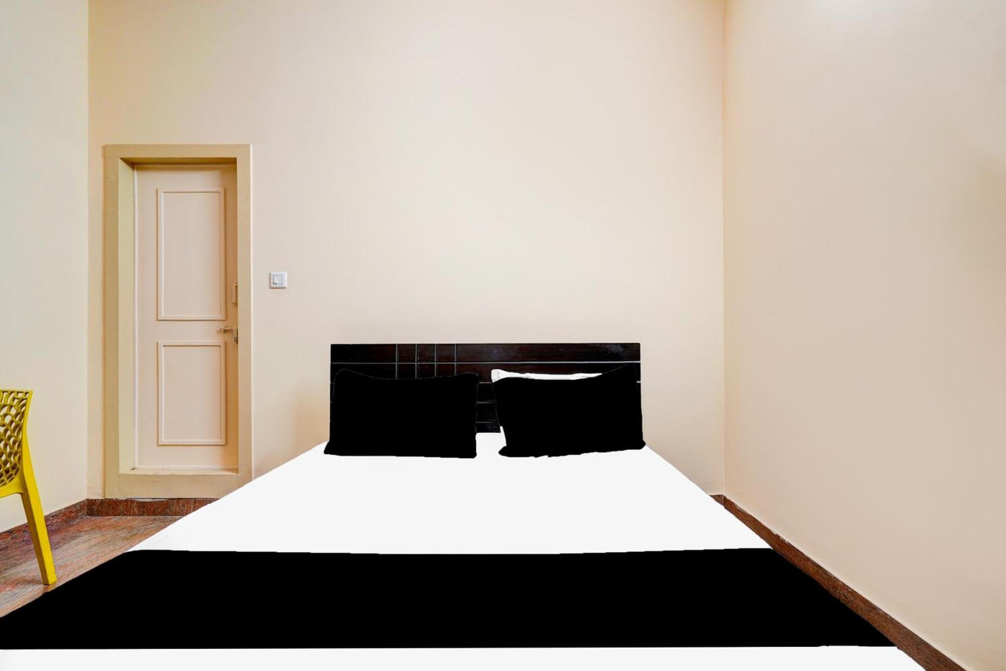 Spot On Heaven Residency Hotel 2*