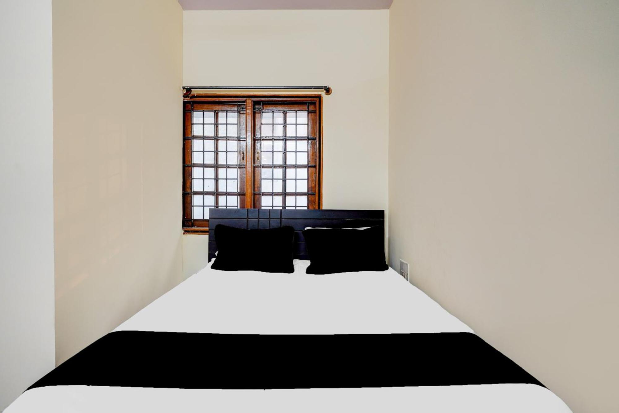 Spot On Heaven Residency Hotel