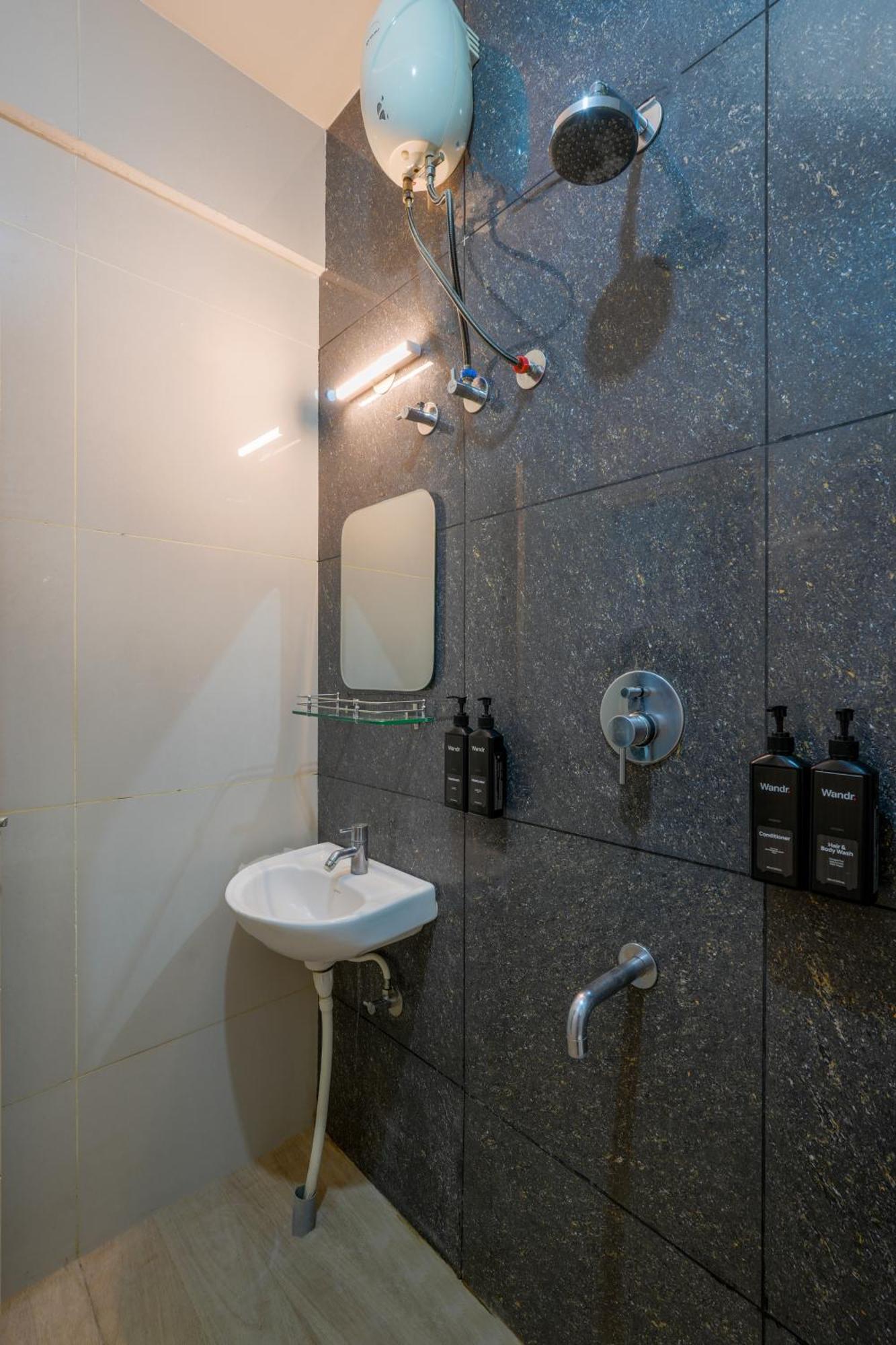 Wandr Brookefield, Hotel 3*