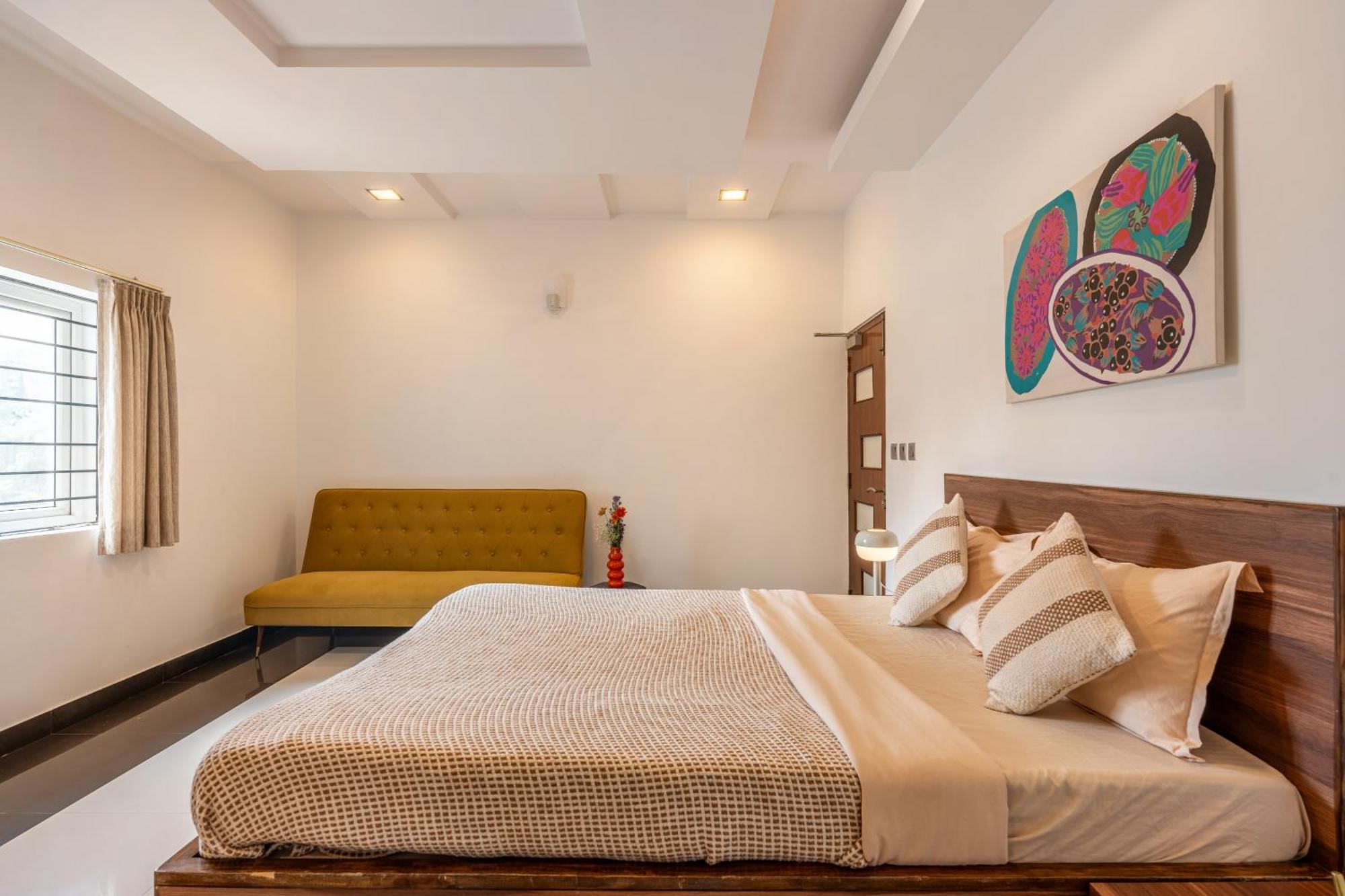 Homestay 4 Bhk Luxury Penthouse- Sliceinn Velvet, Wilson Garden, Bangalore