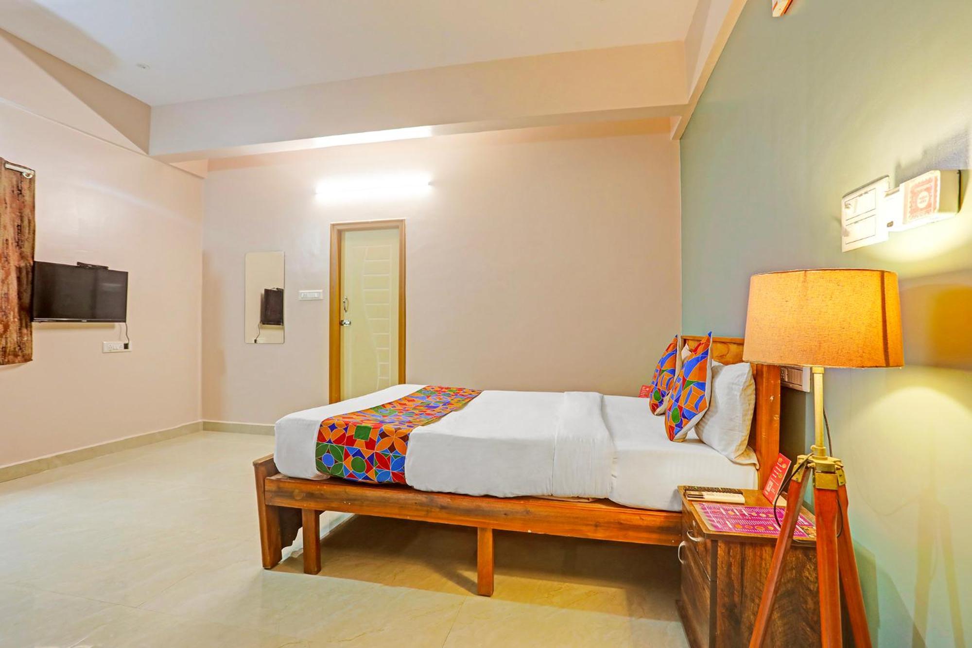 Hotel Fabhotel Kings Palace Manyata - Near Manyata Tech Park Main Gate 3*
