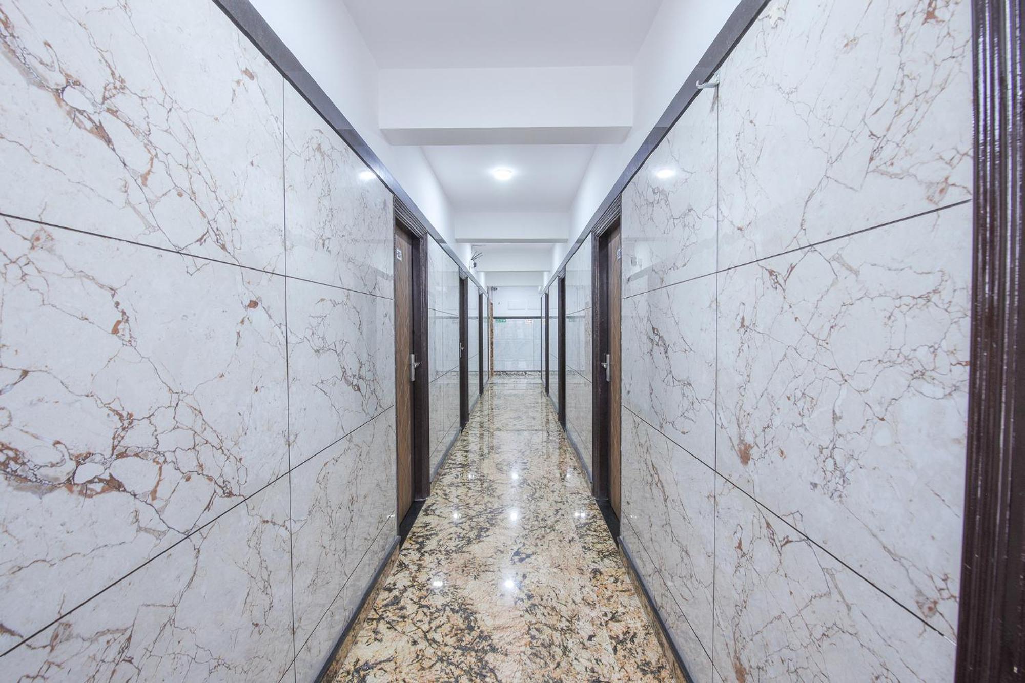 Hotel Fabexpress Golden Comforts Bangalore