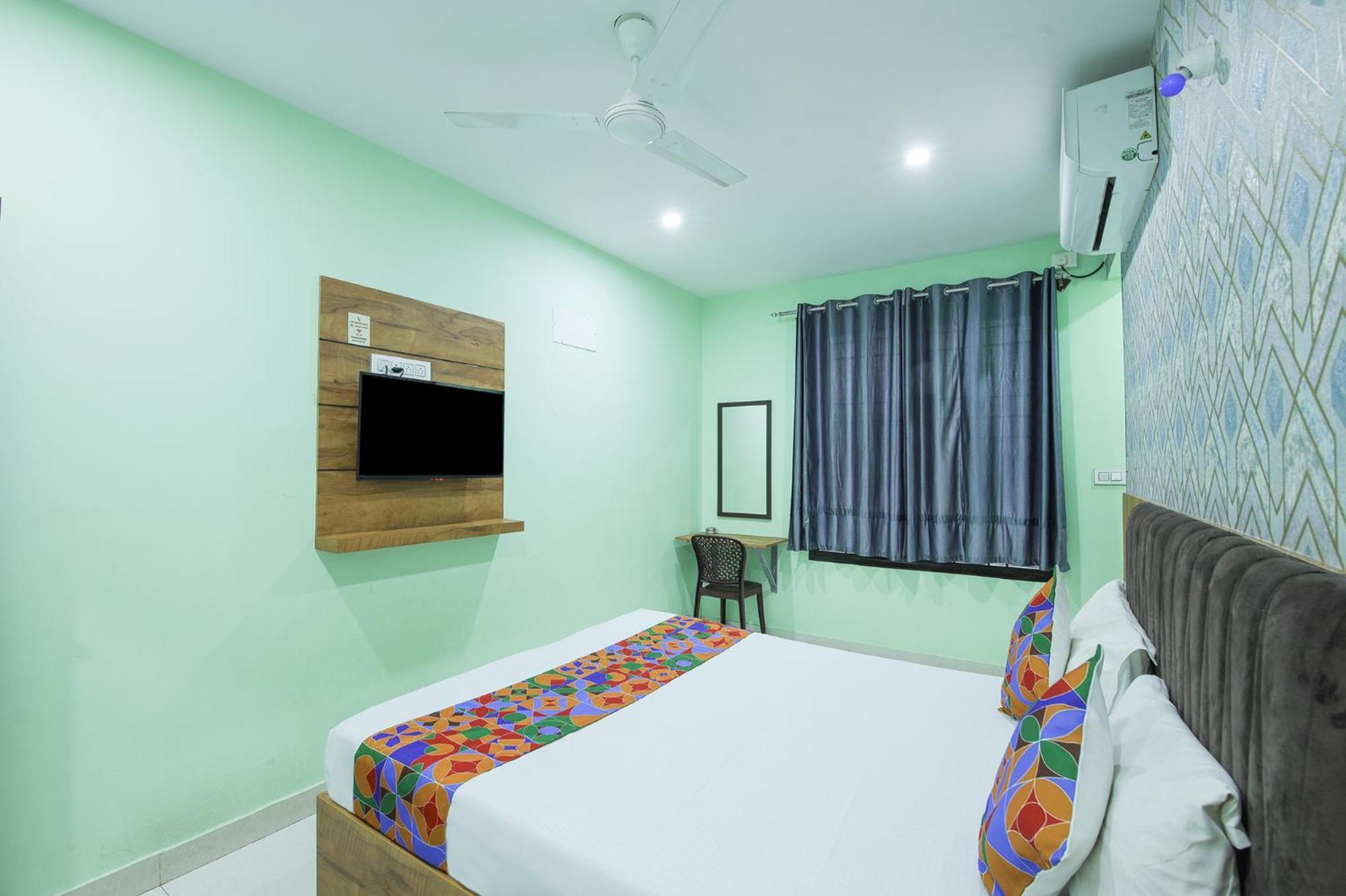 Fabexpress Golden Comforts 3* Bangalore