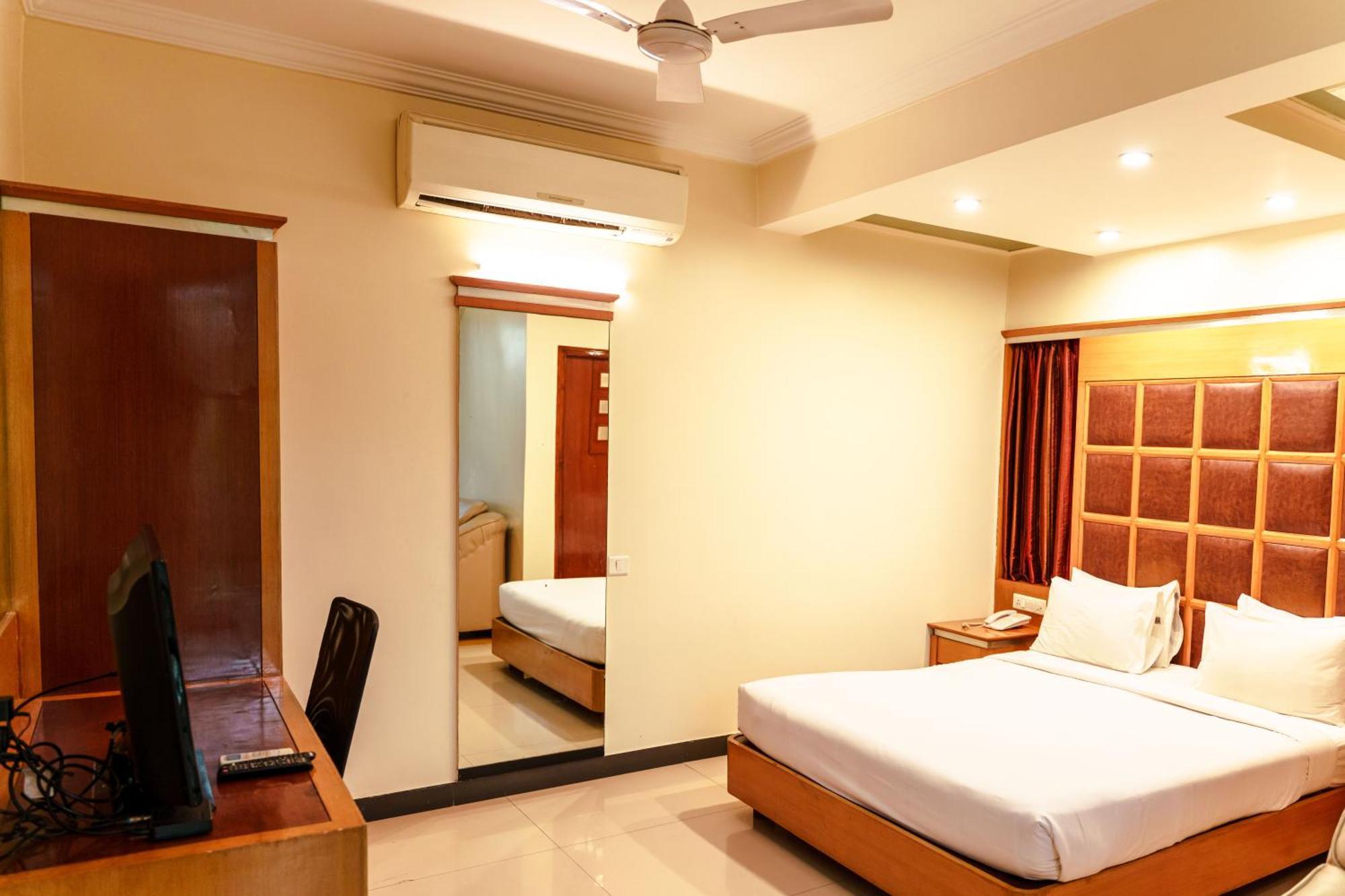 Hotel Bisque Magaji Orchid - Near Majestic Railway Station Bangalore