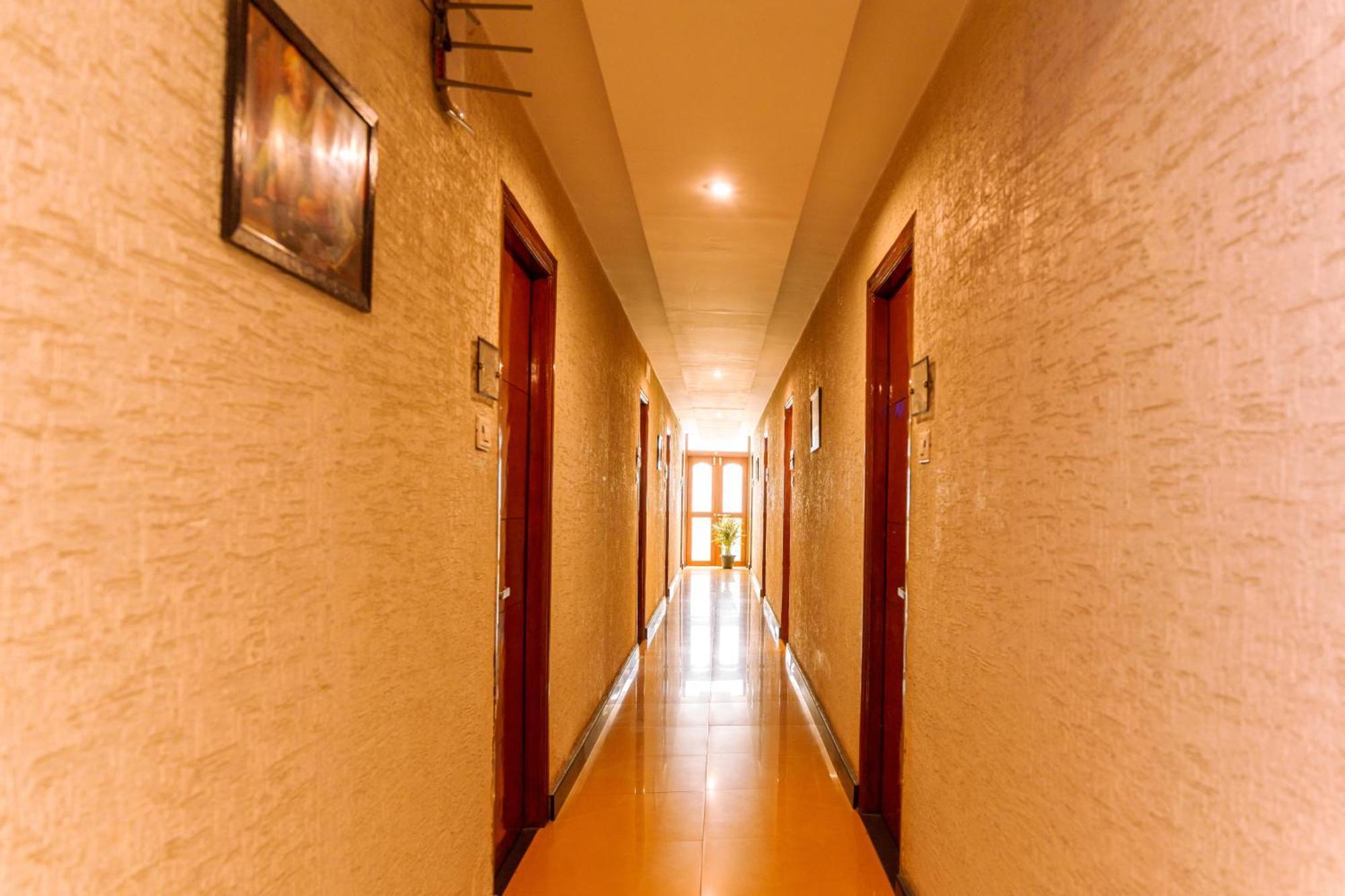 Bisque Magaji Orchid - Near Majestic Railway Station Bangalore