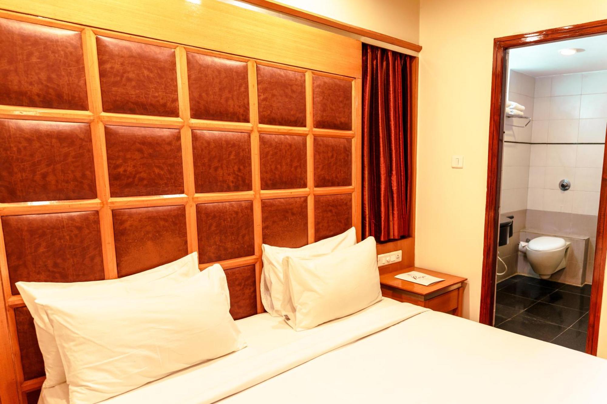 Bisque Magaji Orchid - Near Majestic Railway Station 3* Bangalore