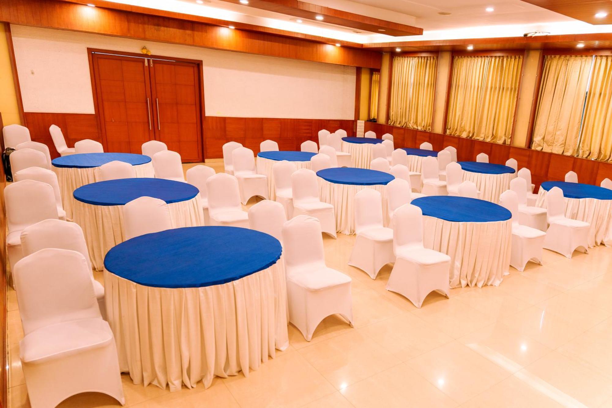 Bisque Magaji Orchid - Near Majestic Railway Station Bangalore