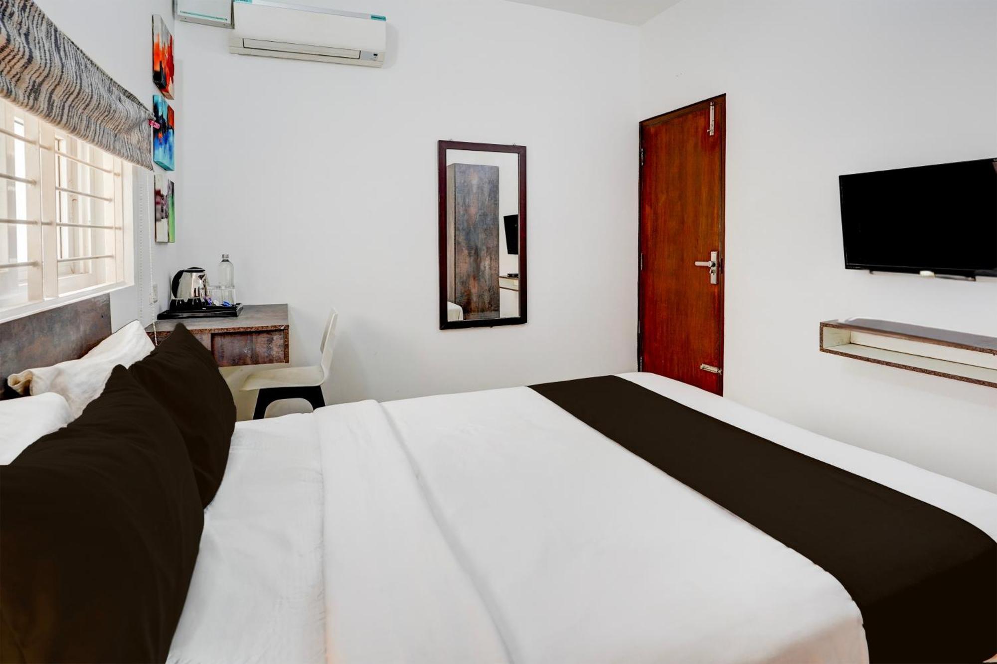 Super Townhouse Hebbal 4* Bangalore