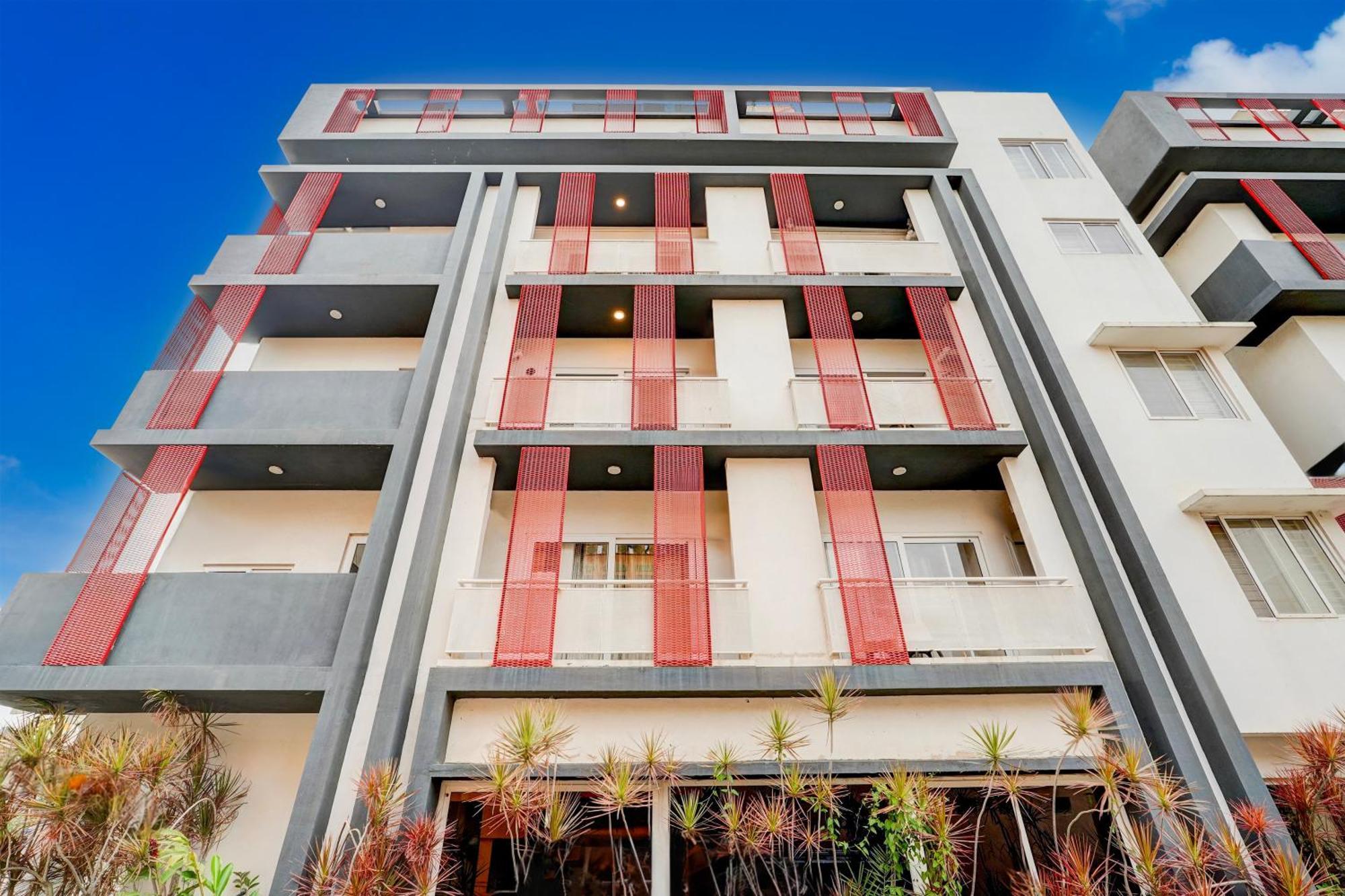 Super Townhouse Hebbal Hotel