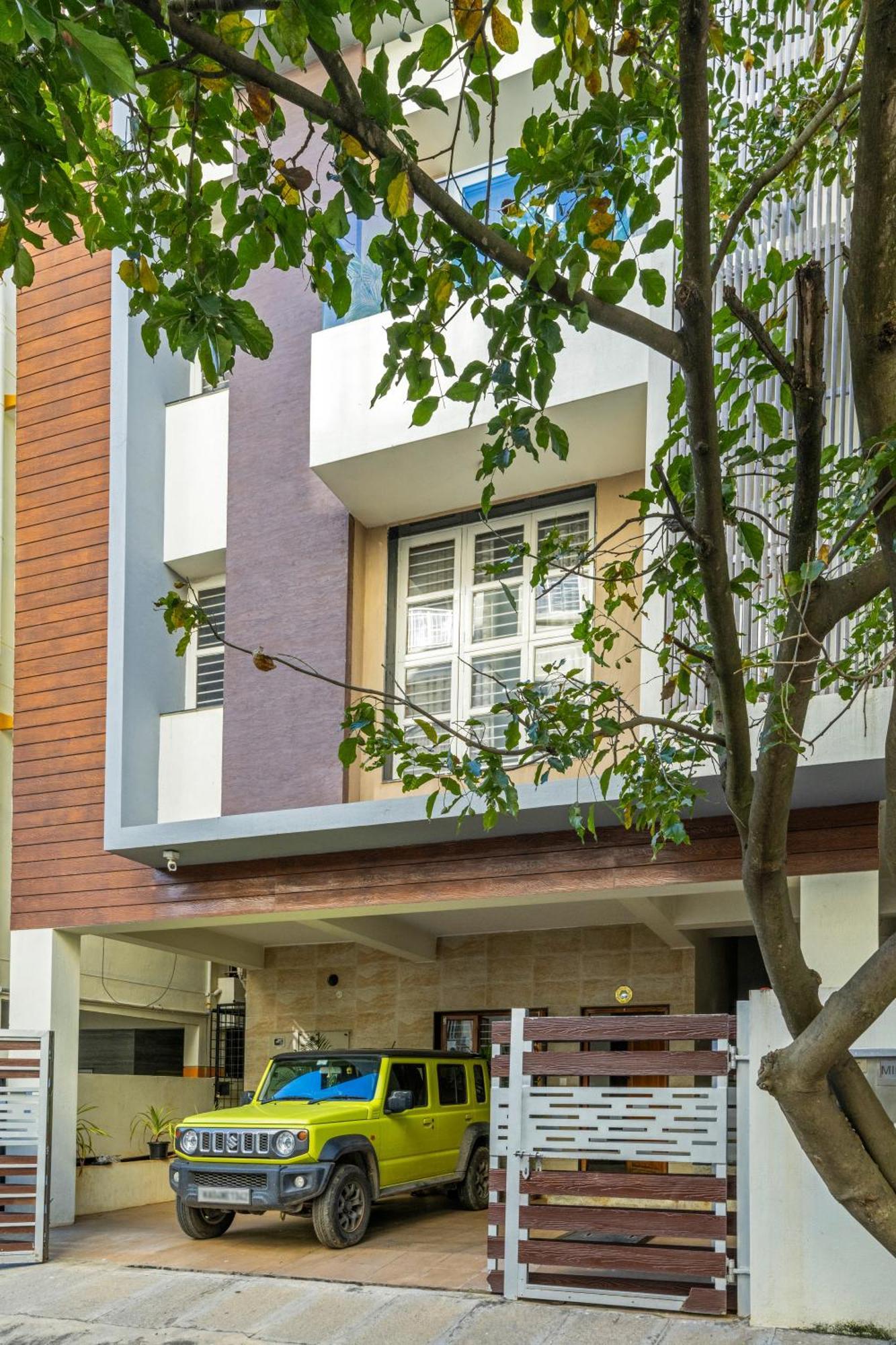 Gatsby 2bhk Luxury By Spacez Pousada