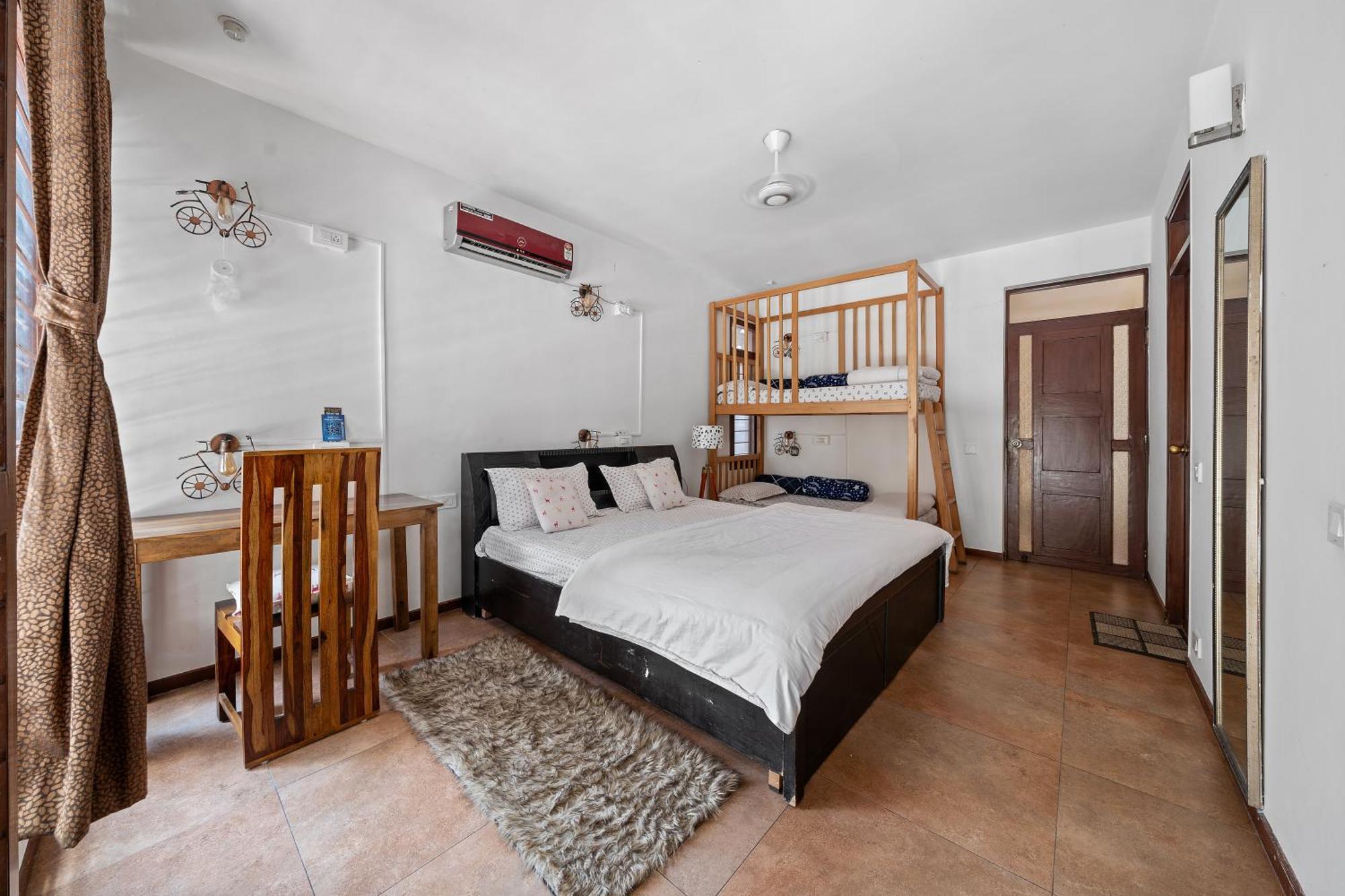 Hostel Jugglers Rest Boho Style 4 Bedroom Spacez Luxury *