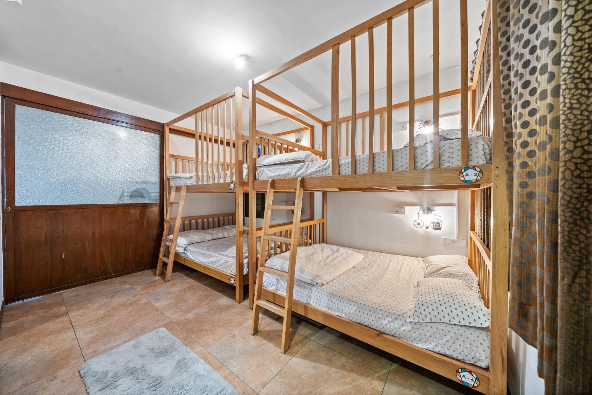 Hostel Jugglers Rest Boho Style 4 Bedroom Spacez Luxury Bangalore