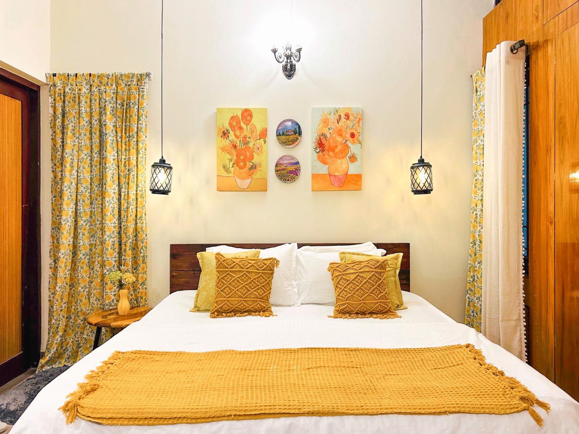 Cinecastle 3bhk Luxury Villa Bangalore