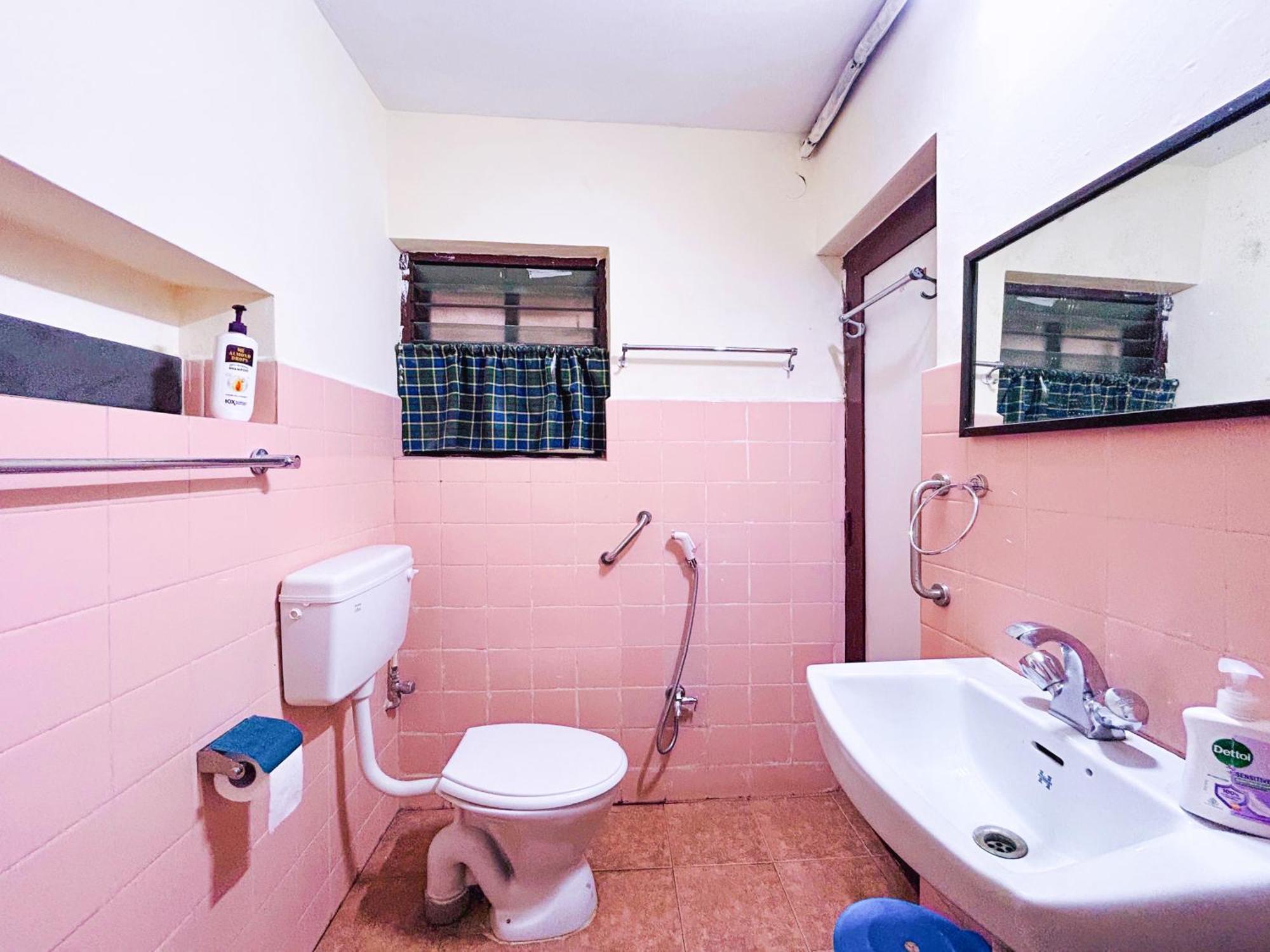 Cinecastle 3bhk Luxury