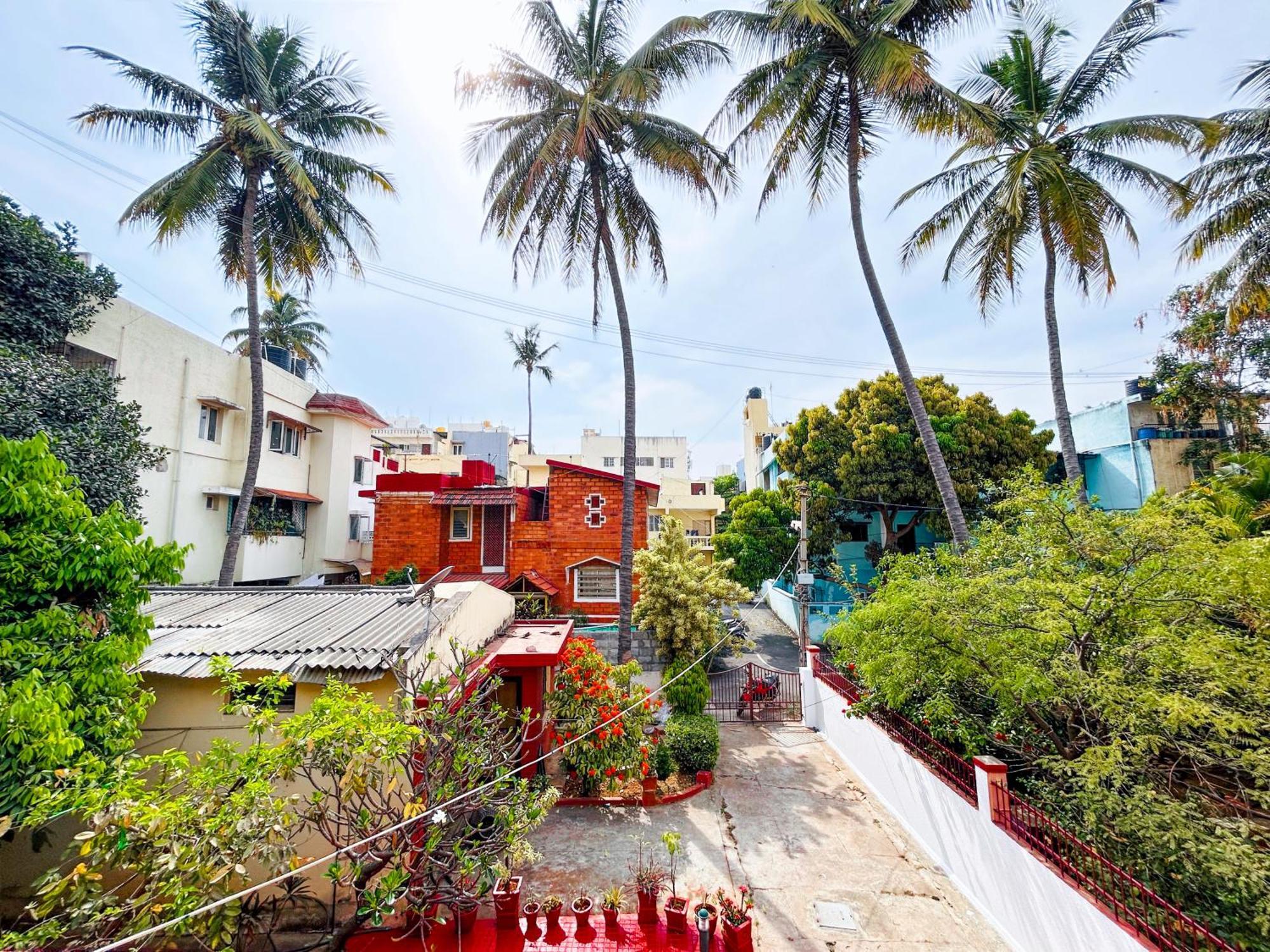 Villa Cinecastle 3bhk Luxury *