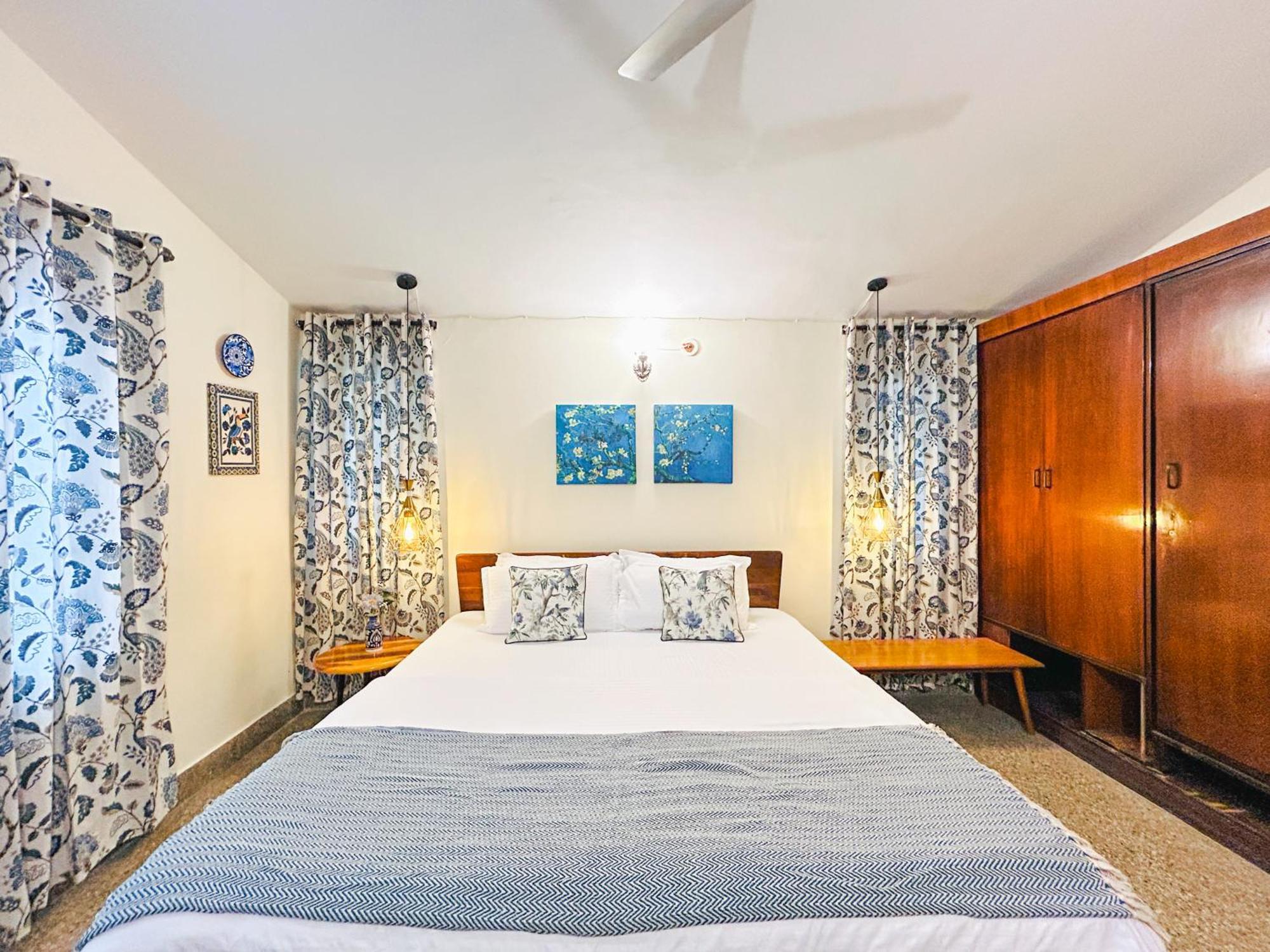 Villa Cinecastle 3bhk Luxury Bangalore
