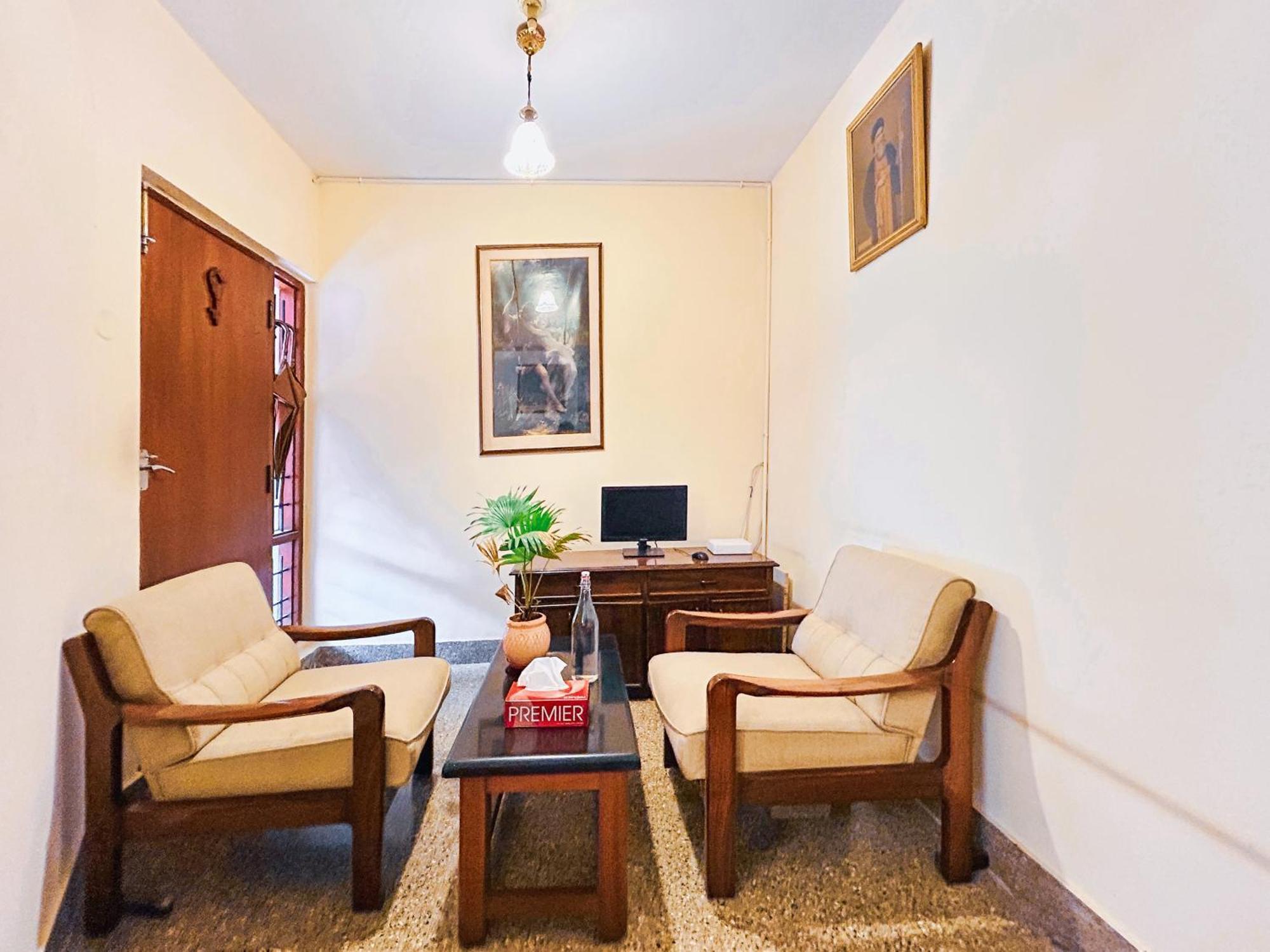 Cinecastle 3bhk Luxury * Bangalore