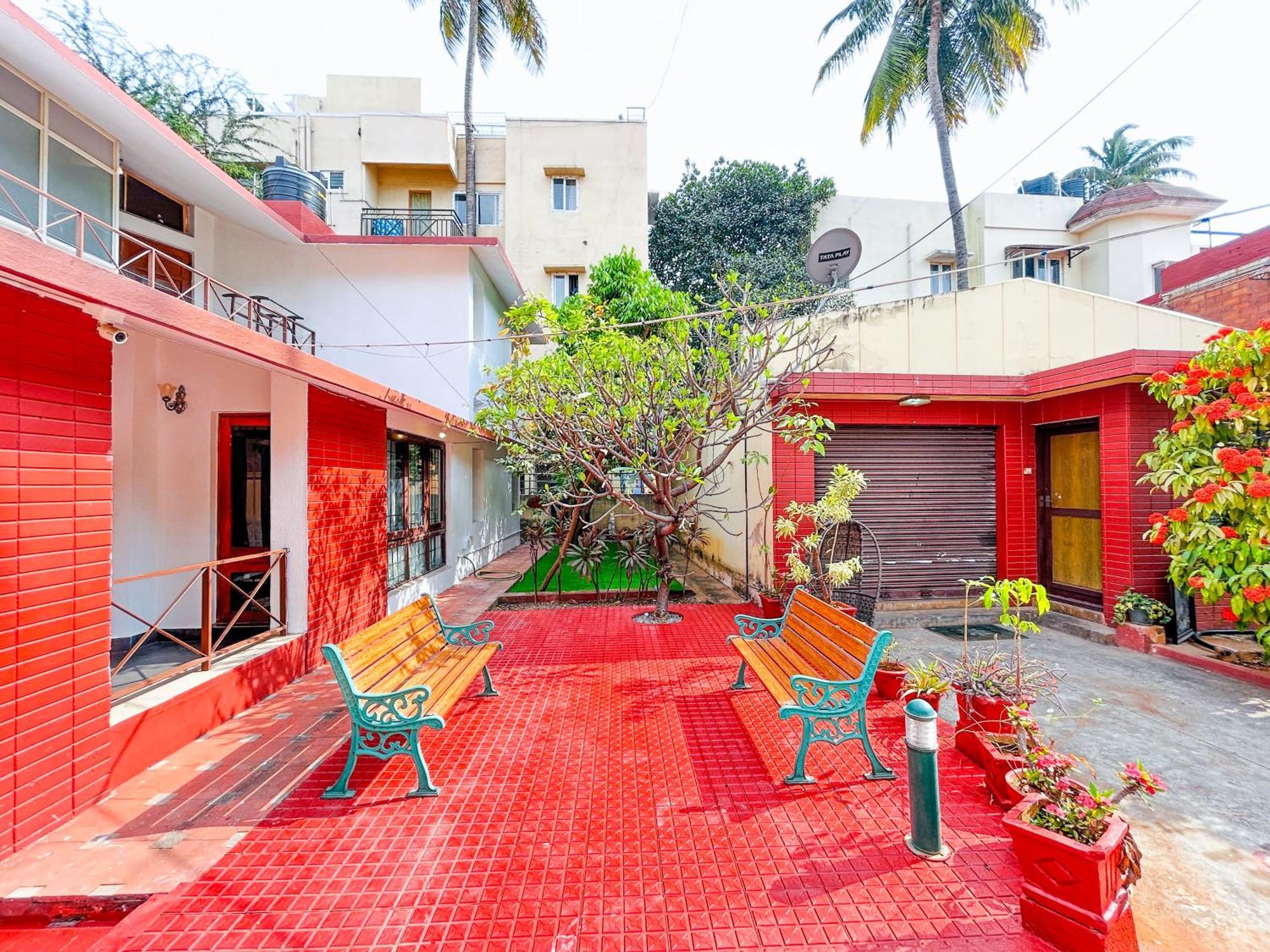 Cinecastle 3bhk Luxury Villa Bangalore