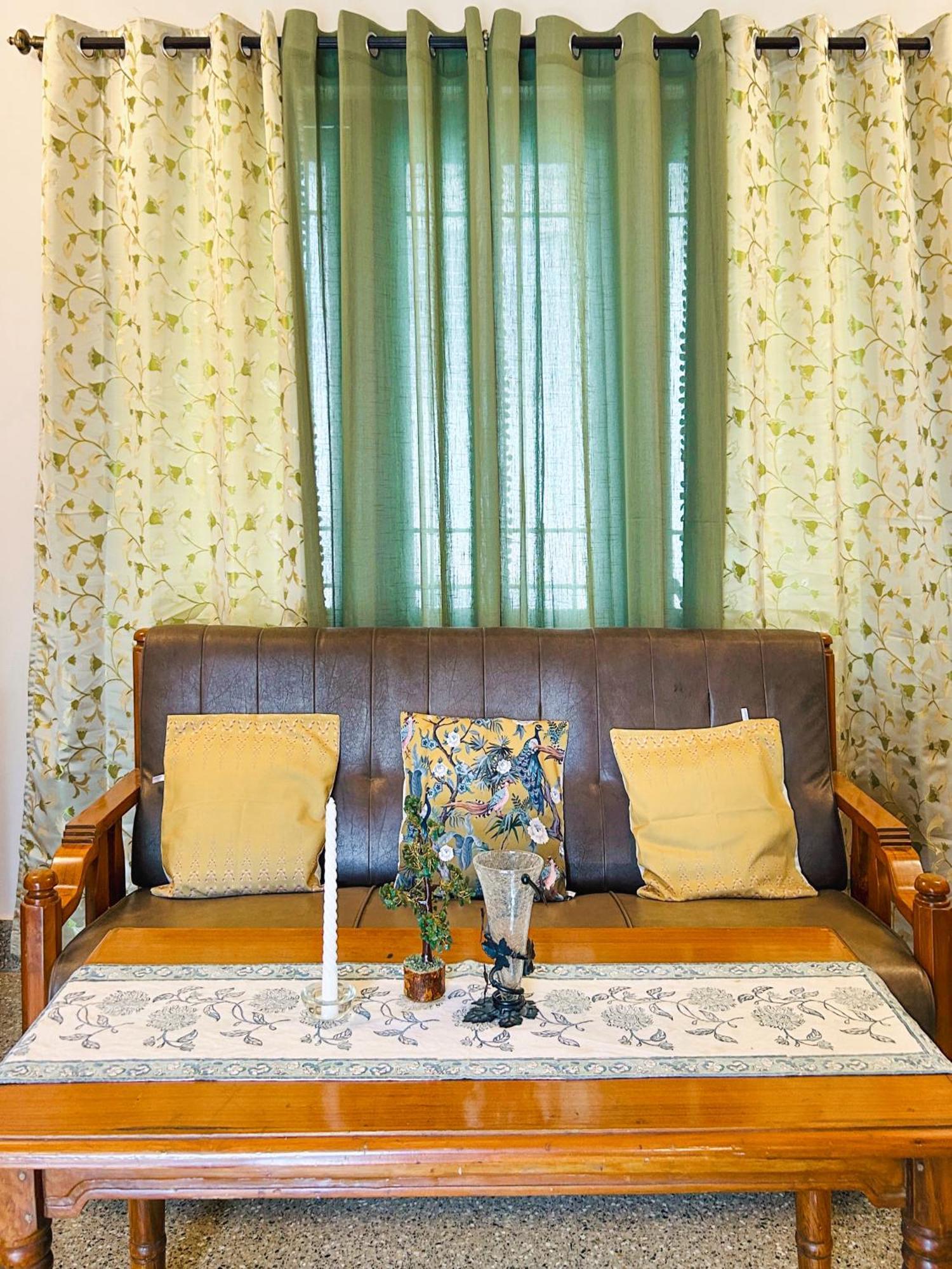 Cinecastle 3bhk Luxury Villa *