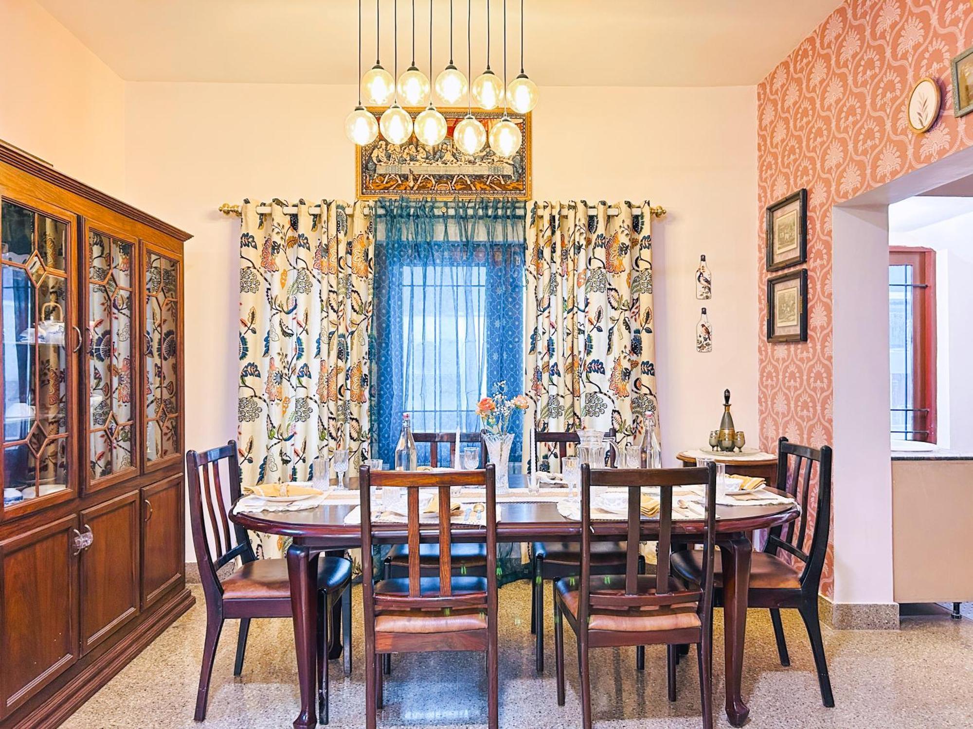 Cinecastle 3bhk Luxury Villa