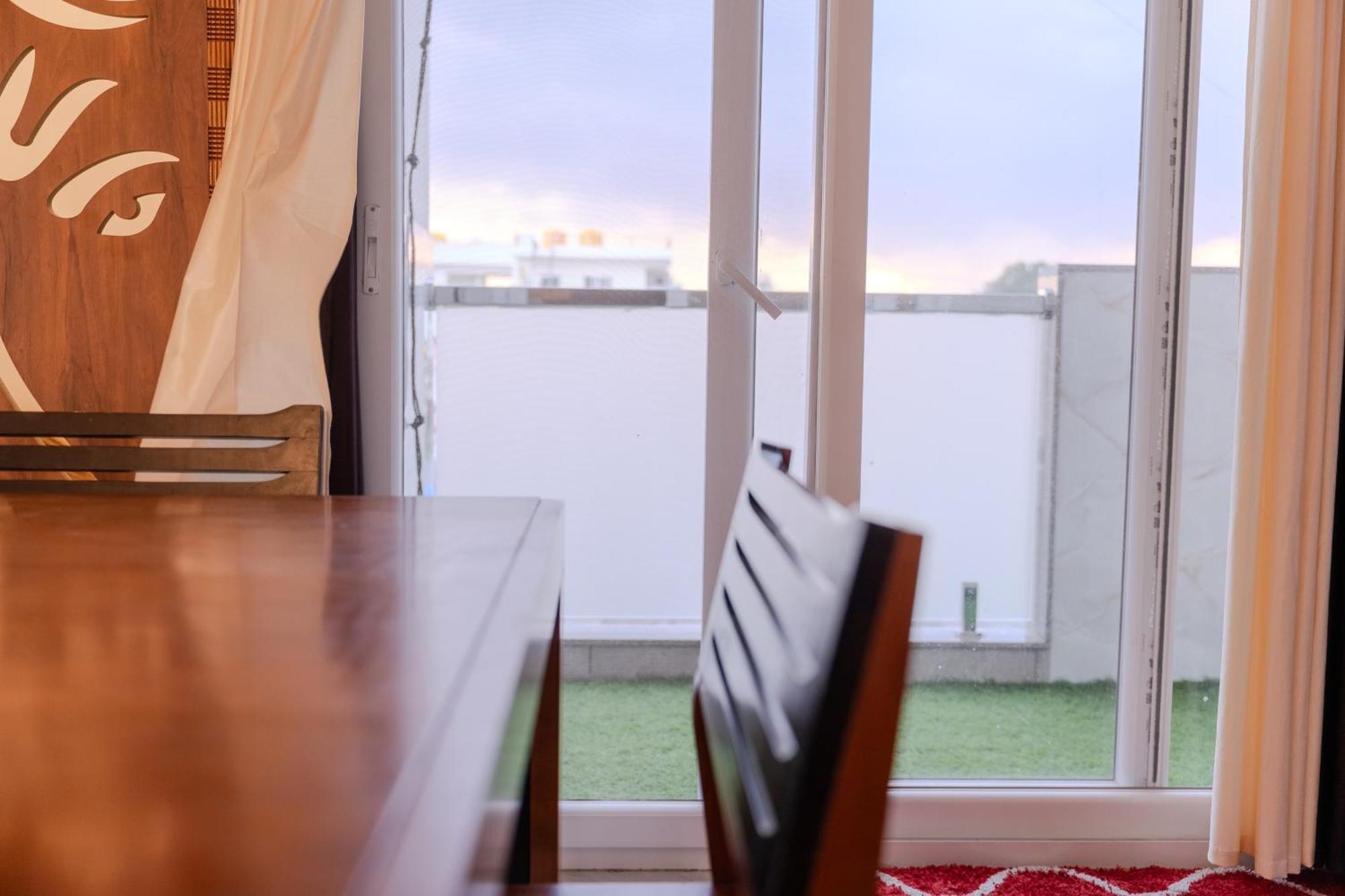 Modern With Balcony - Electronic * Bangalore