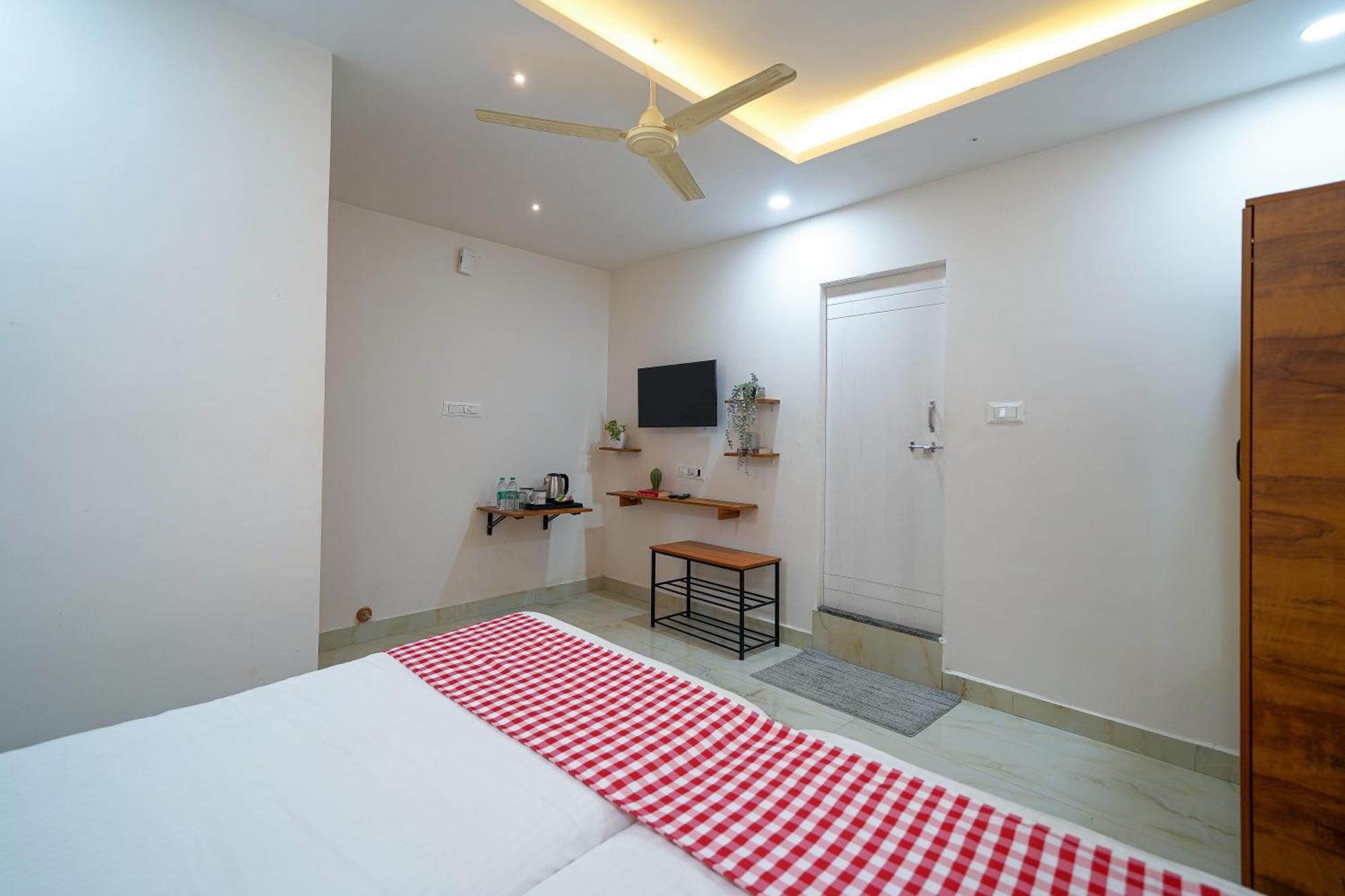 Open By Olive - The Emerald Hotel 3*