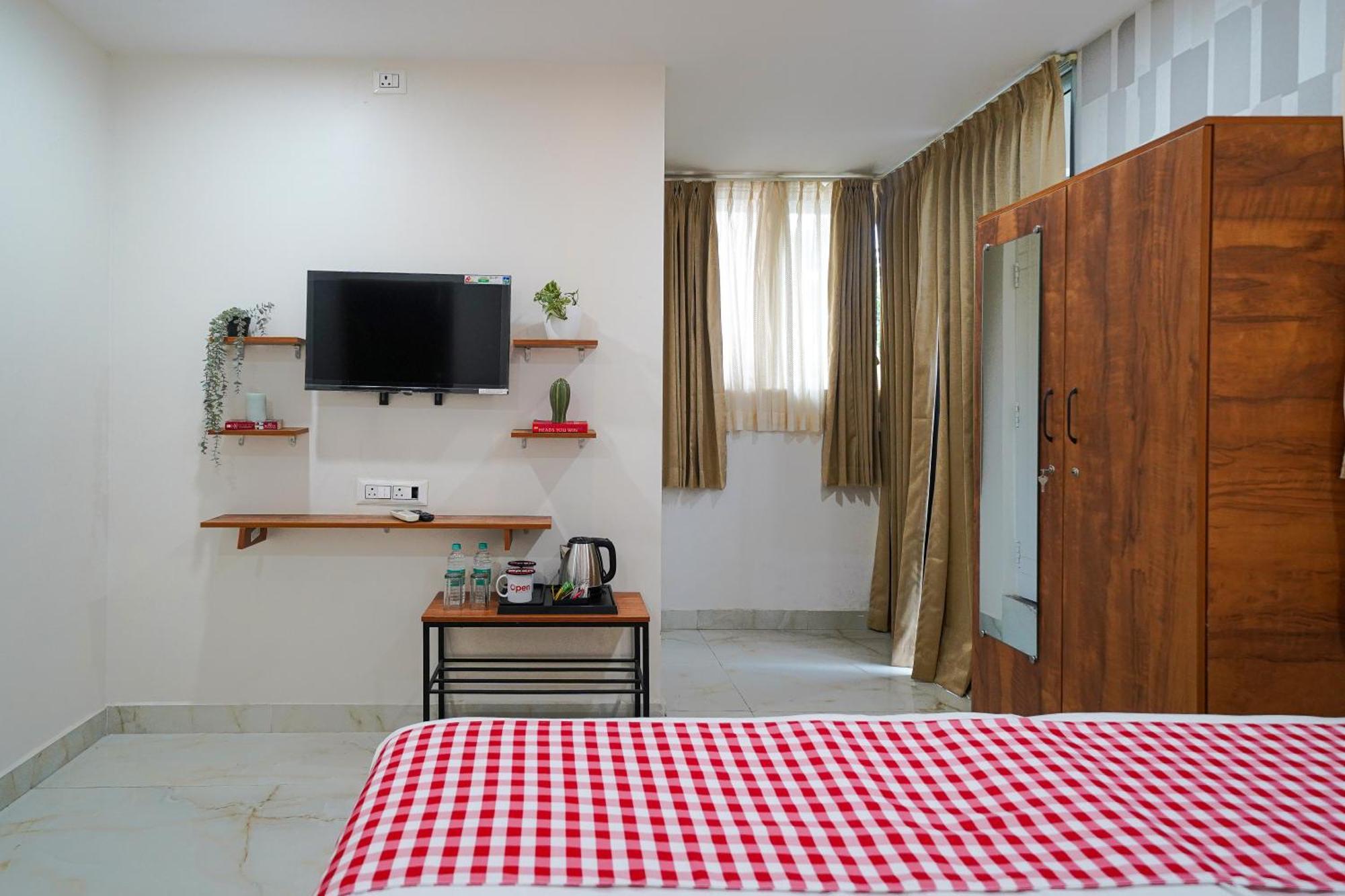Open By Olive - The Emerald Hotel 3*