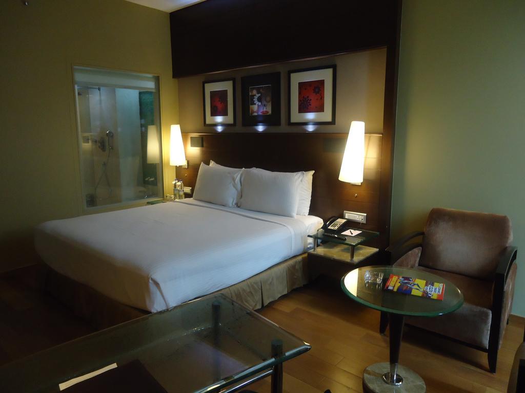 Hotel Radisson Blu Atria Bangalore