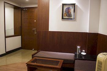 Oyo Townhouse 6 Koramangala Sony Signal 3*