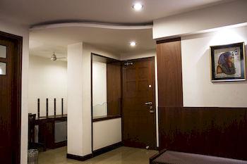 Hotel Oyo Townhouse 6 Koramangala Sony Signal Bangalore