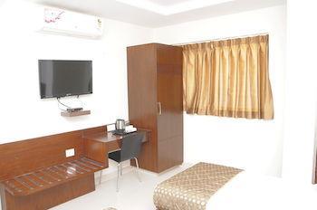 Sanctum Bel Road Inn