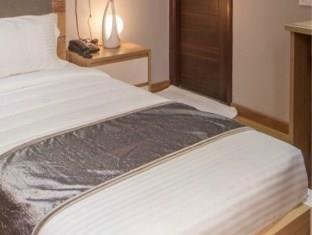 Fabhotel Ivory Pearl Koramangala Hotel