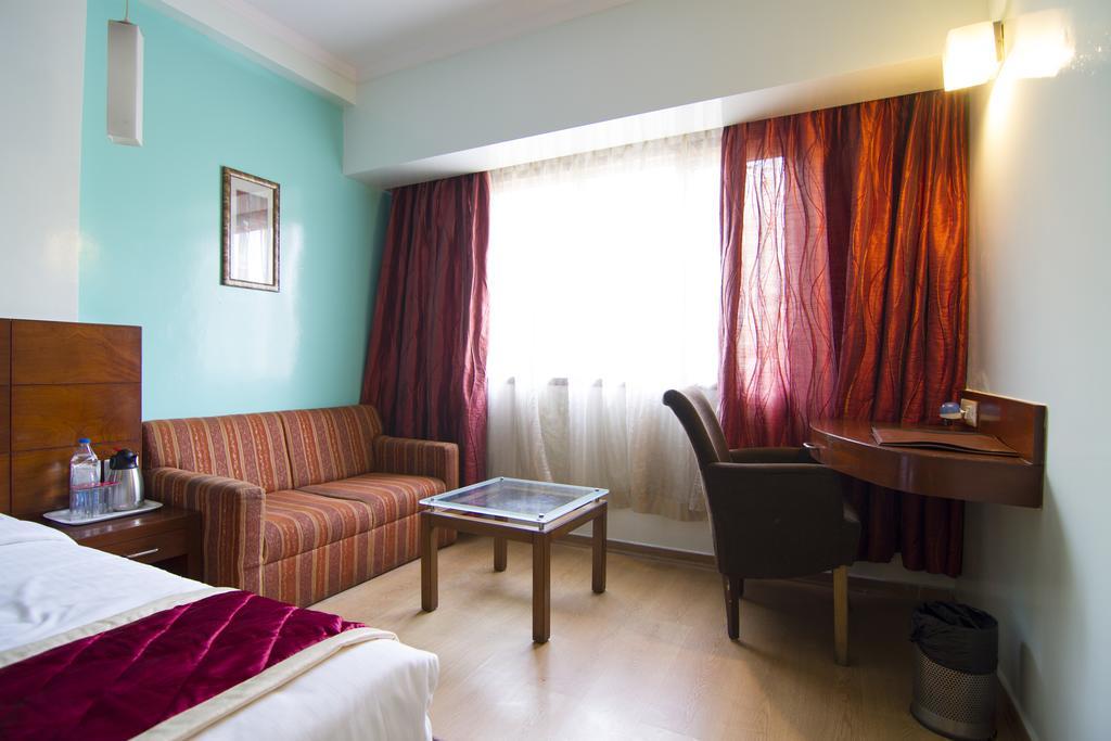 Hotel Oyo Indiranagar 210 3*