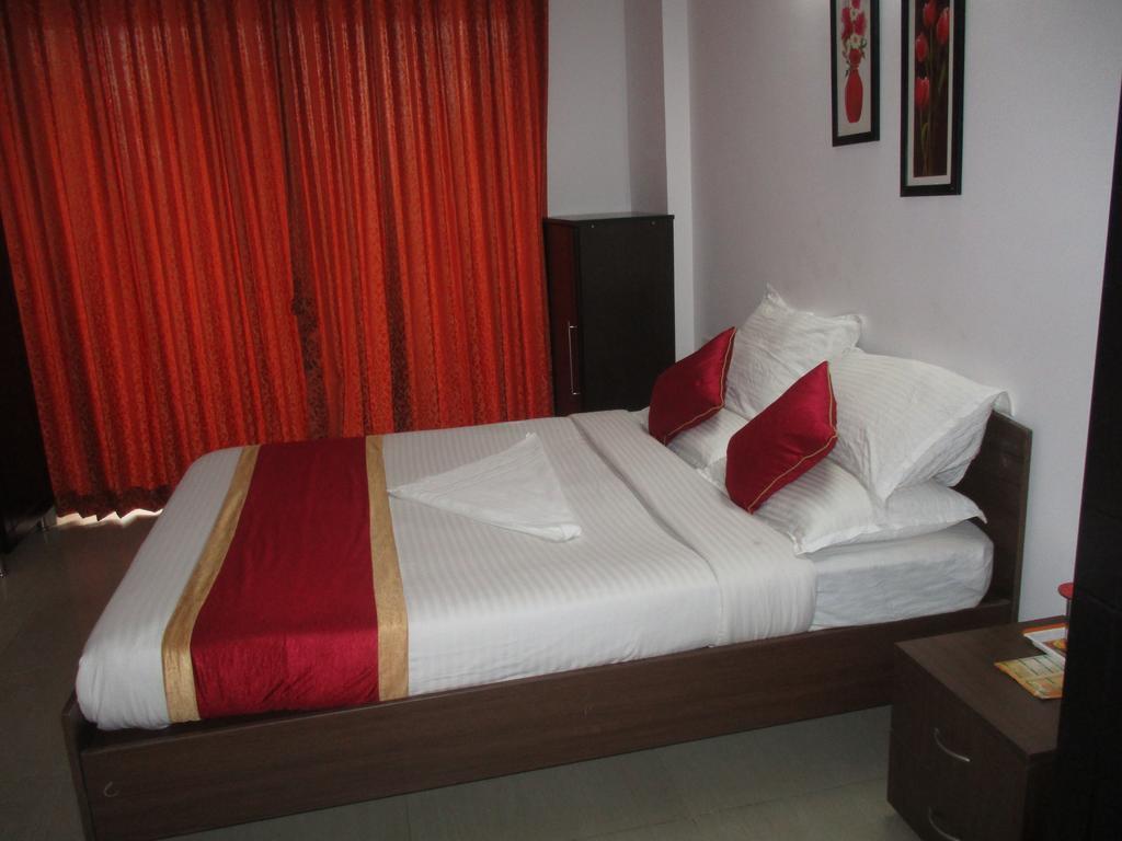 R & S Riviera Apartment *