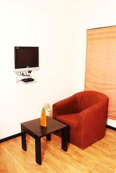 Oyo Townhouse 6 Koramangala Sony Signal Bangalore
